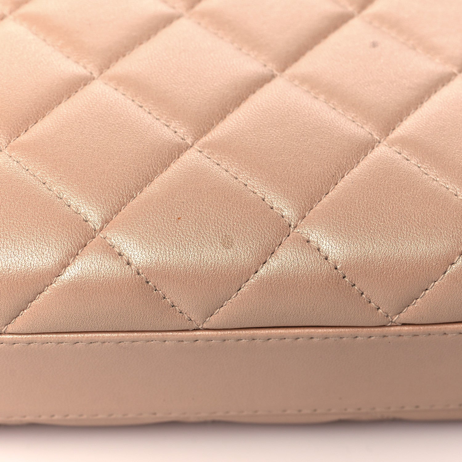 Chanel Iridescent Lambskin Quilted Pochette Beige Clair 10 of 10