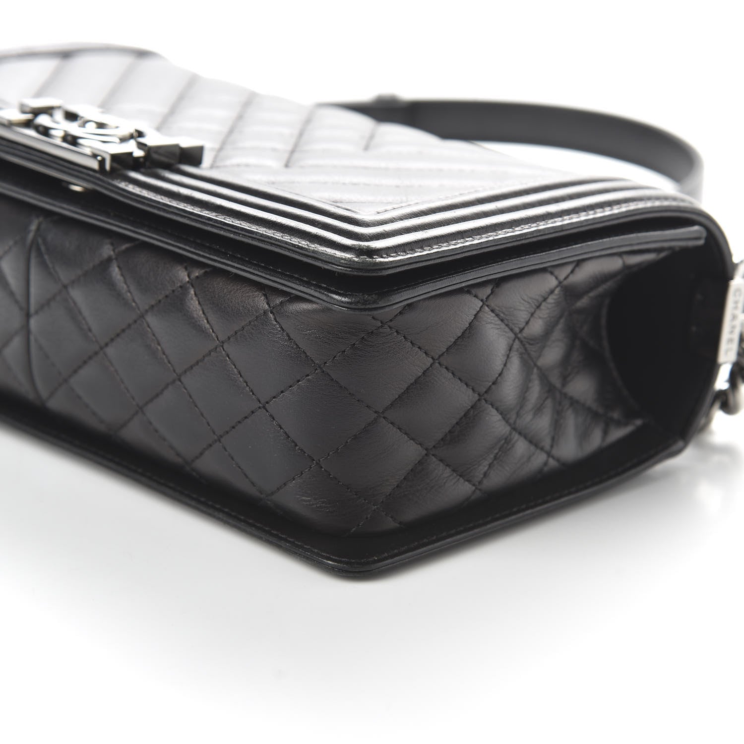 Chanel Lambskin Chevron Quilted Medium Boy Flap Black 7 of 10