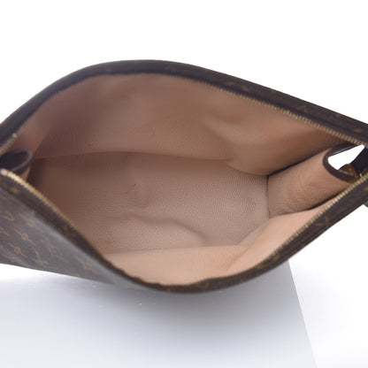Louis Vuitton Monogram Toiletry Pouch 26 5 of 9