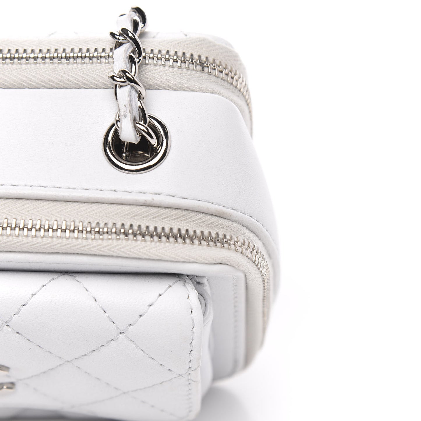 Lambskin Quilted Small Pocket Box Camera Case White