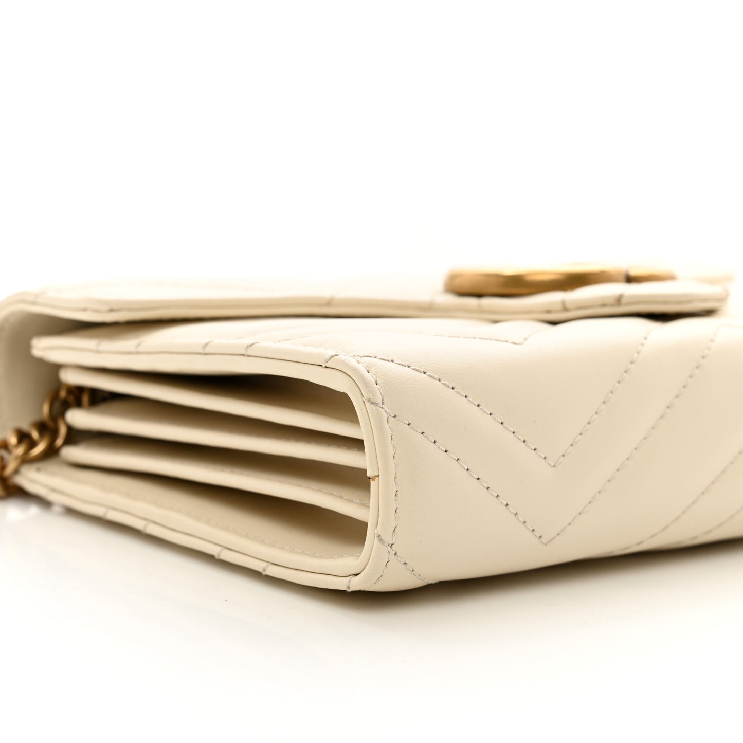 Calfskin Matelasse GG Marmont Chain Wallet Mystic White