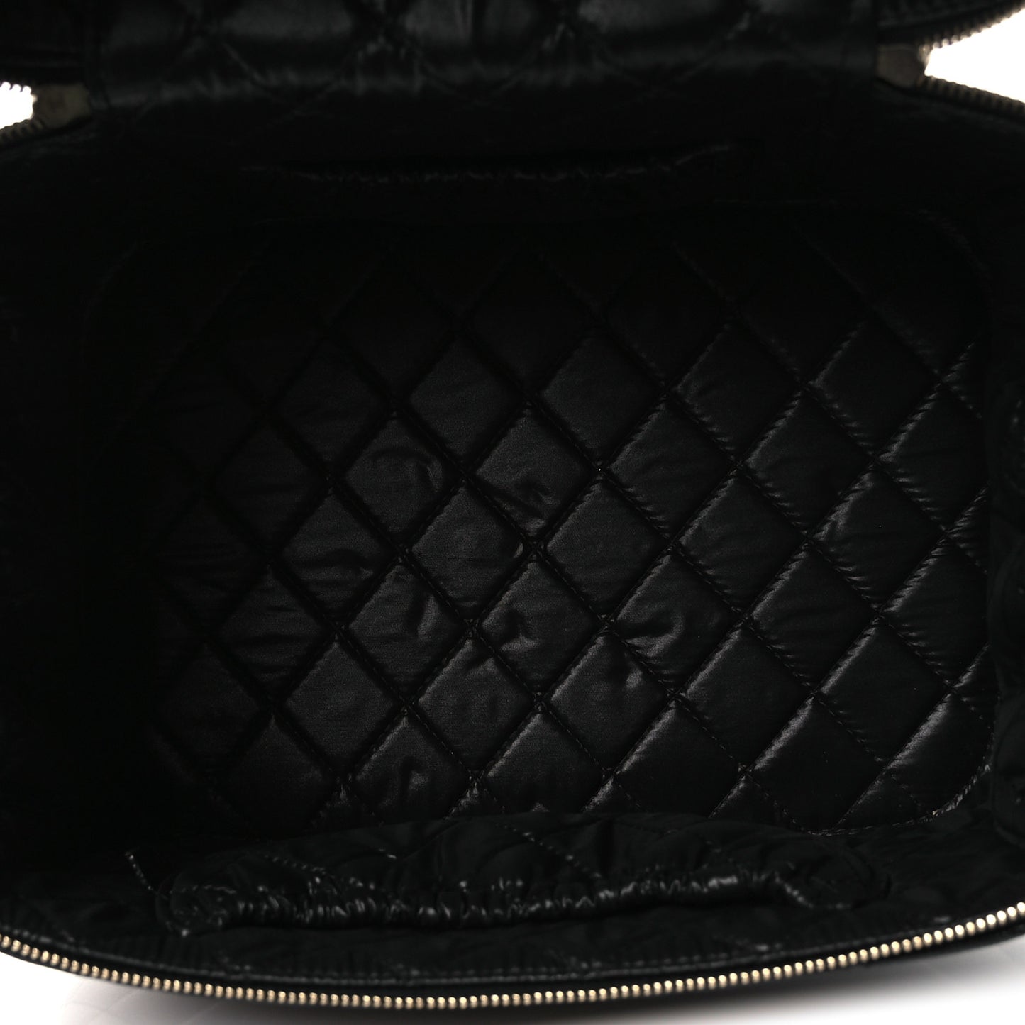 Caviar Quilted Large Vanity Pouch Black