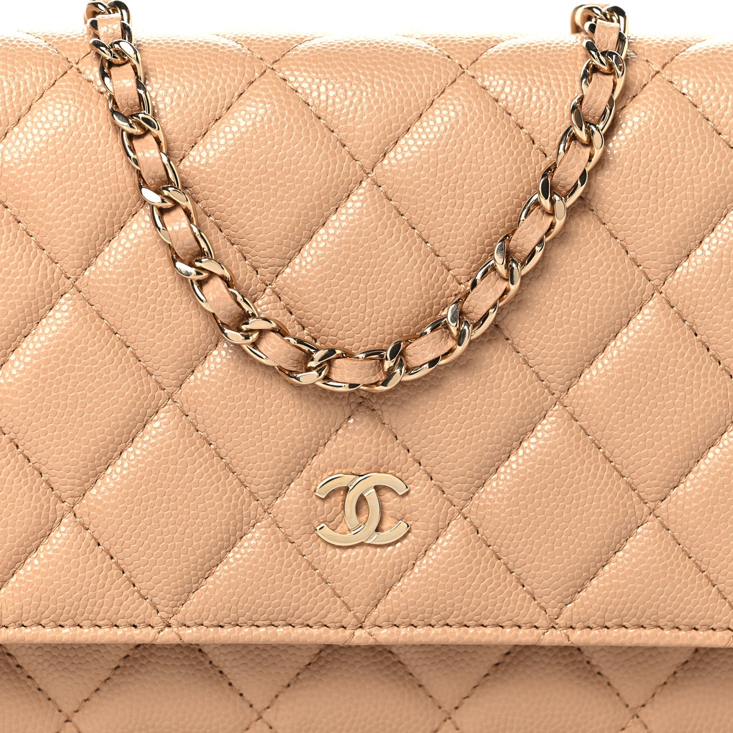 Caviar Quilted Wallet on Chain WOC Beige