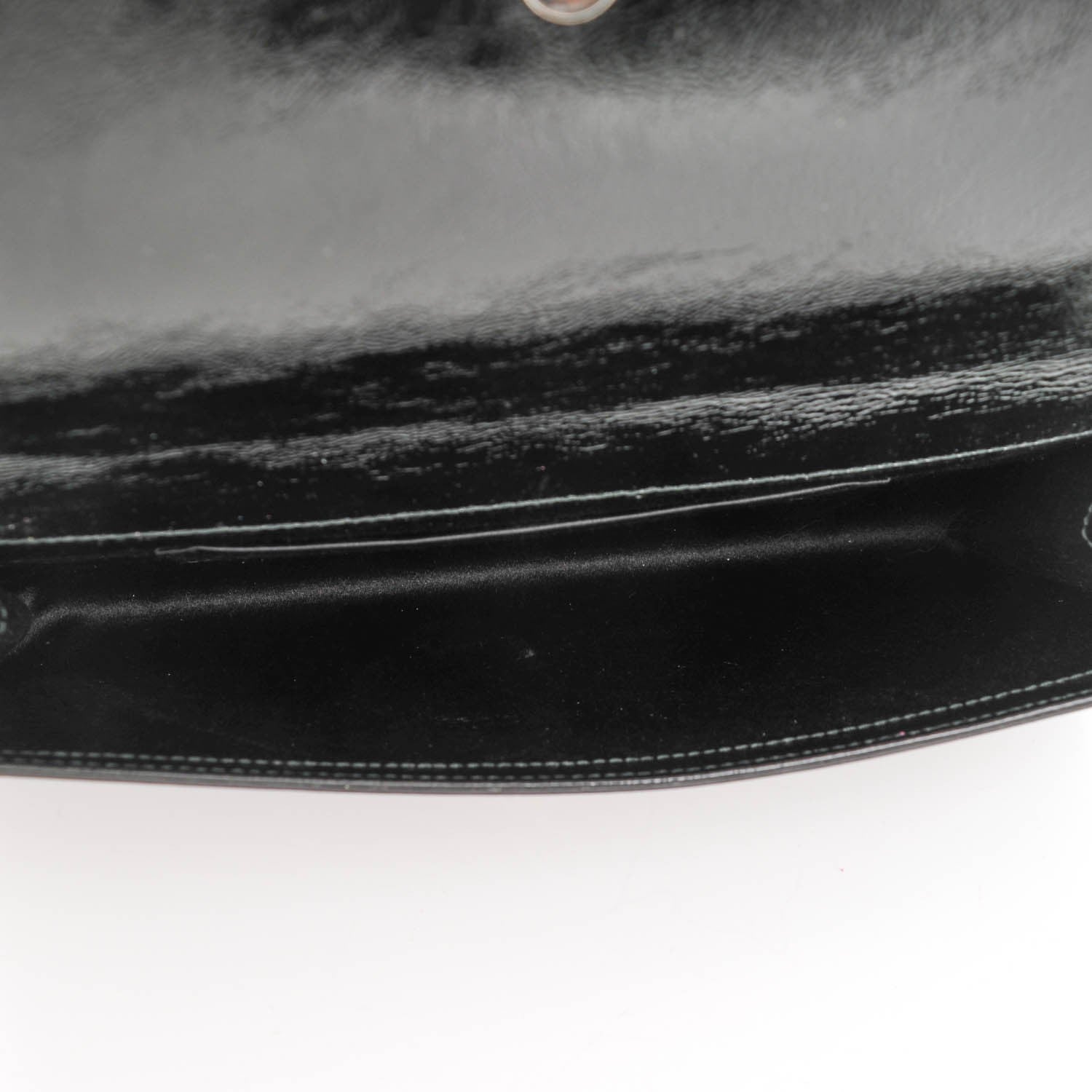Saint Laurent Textured Patent Monogram Large Belle De Jour Clutch Black 5 of 7