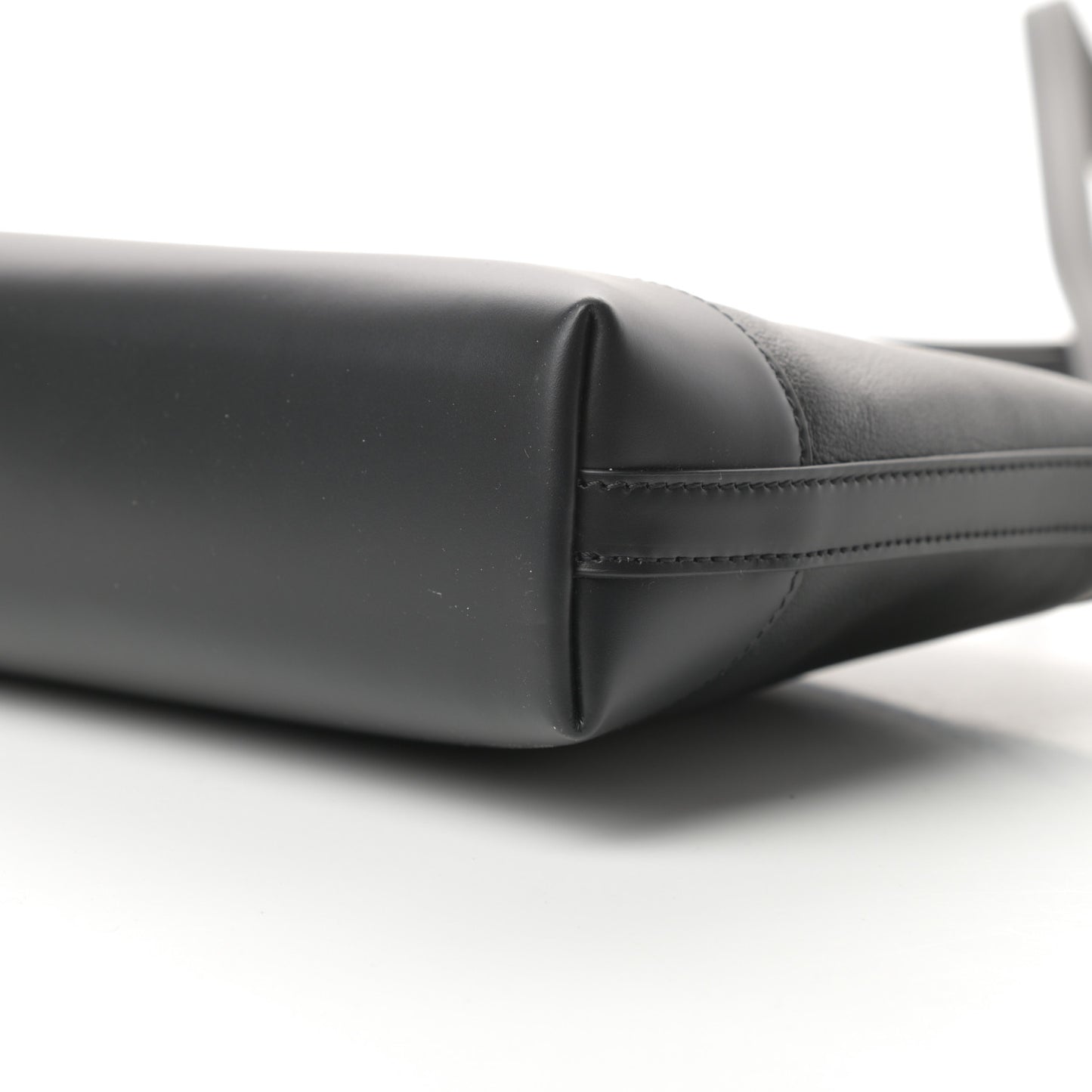 Calfskin Logo Shouder Bag Black