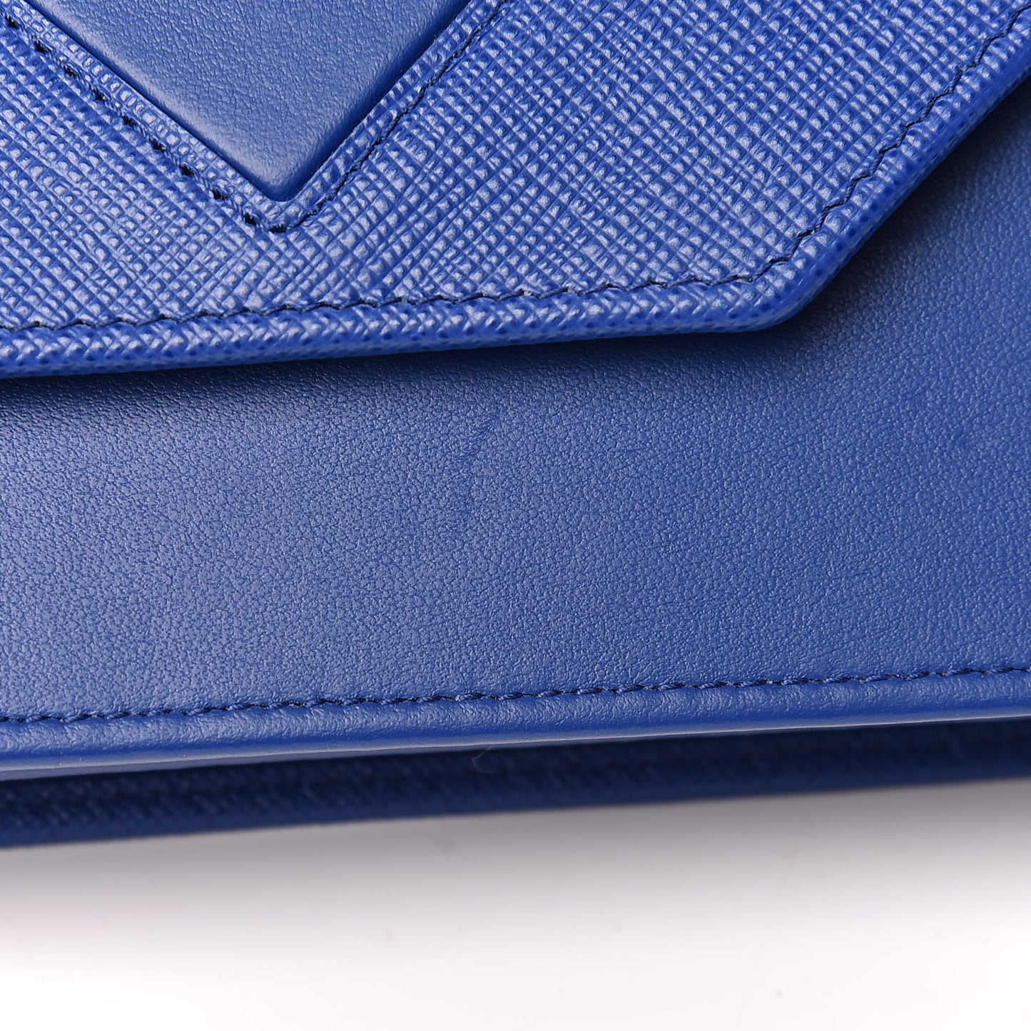Saffiano City Calfskin Chain Wallet Royal