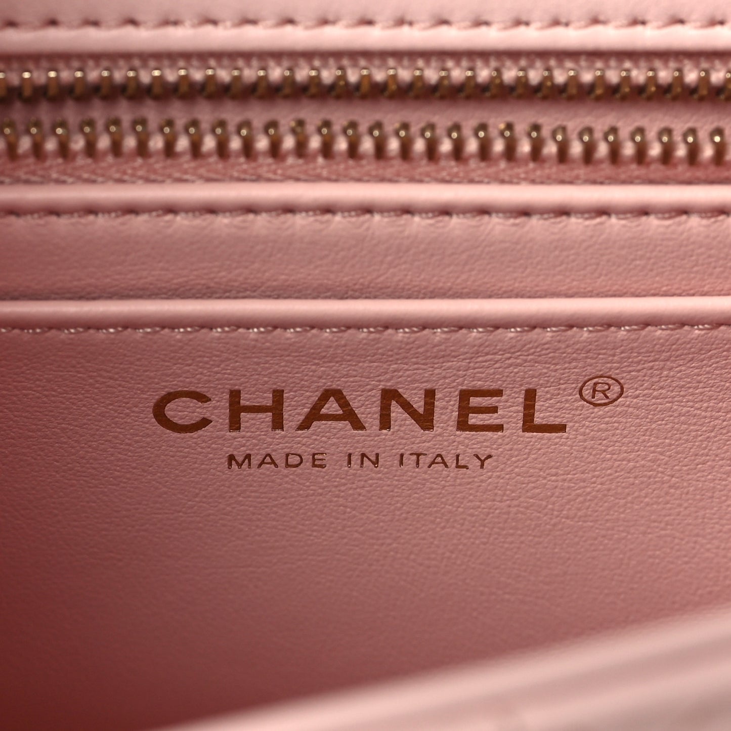 Lambskin Quilted Mini Pearl Crush Flap Light Pink