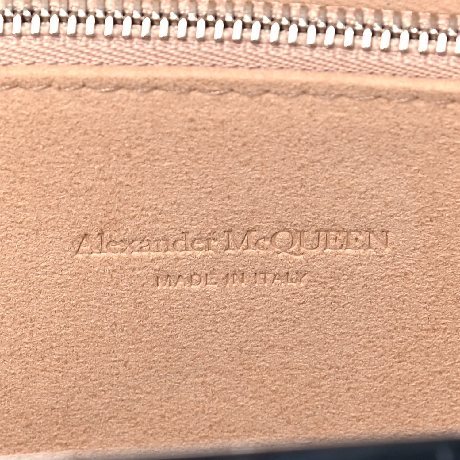 Alexander McQueen Calfskin Crocodile Embossed Knuckle Flat Clutch Black 6 of 11