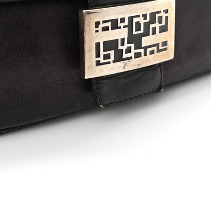 Fendi Calfskin Baguette Black 12 of 14