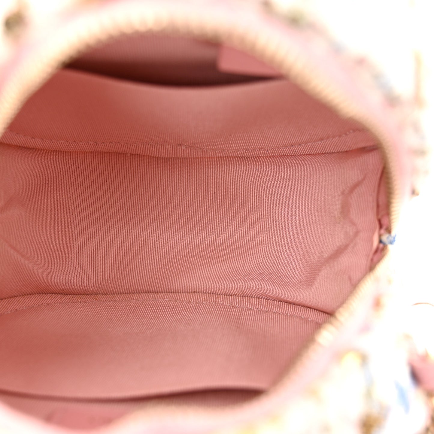 Tweed Quilted Round Clutch With Chain White Pink Multicolor