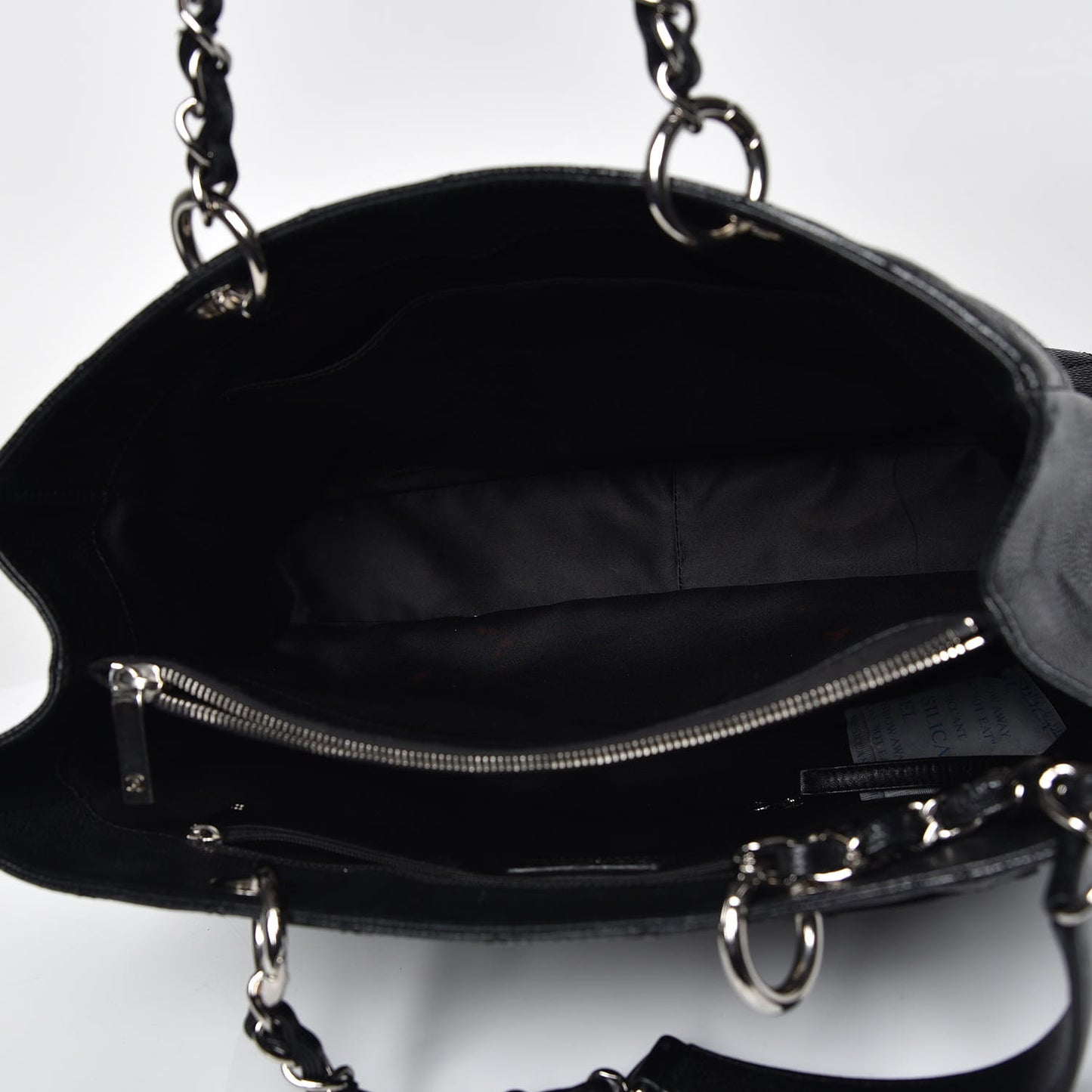 Caviar Quilted Grand Shopping Tote GST Black