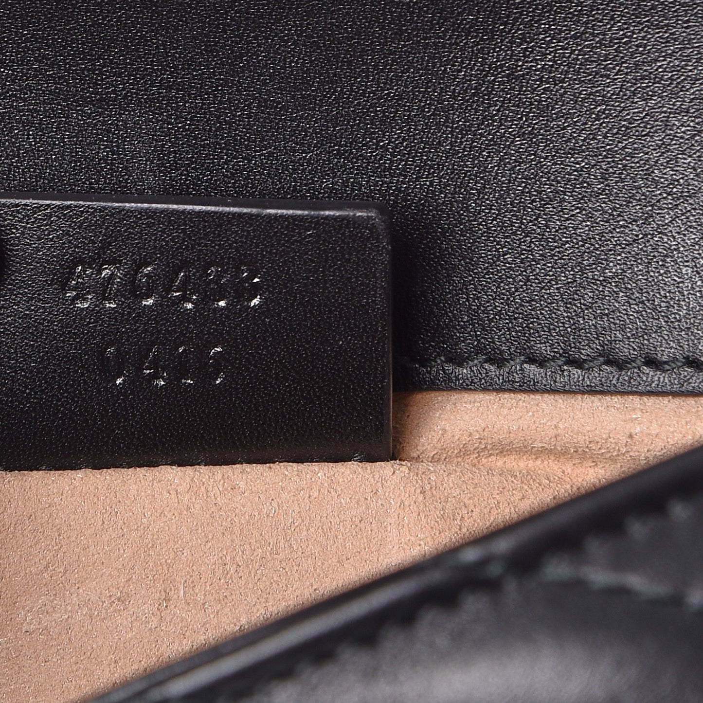 Calfskin Matelasse Super Mini GG Marmont Shoulder Bag Black