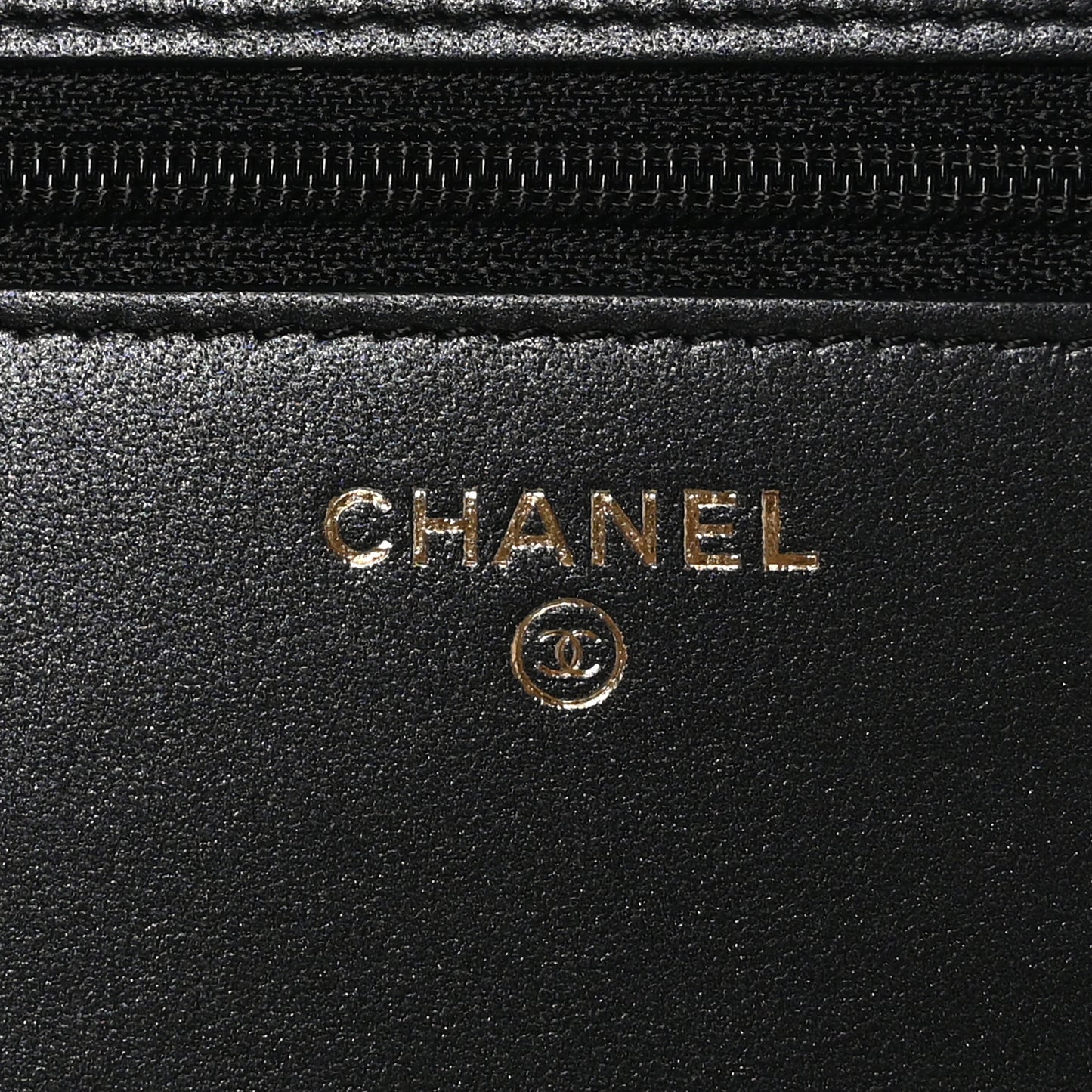 Iridescent Lambskin Quilted Pearl Wallet On Chain WOC Black