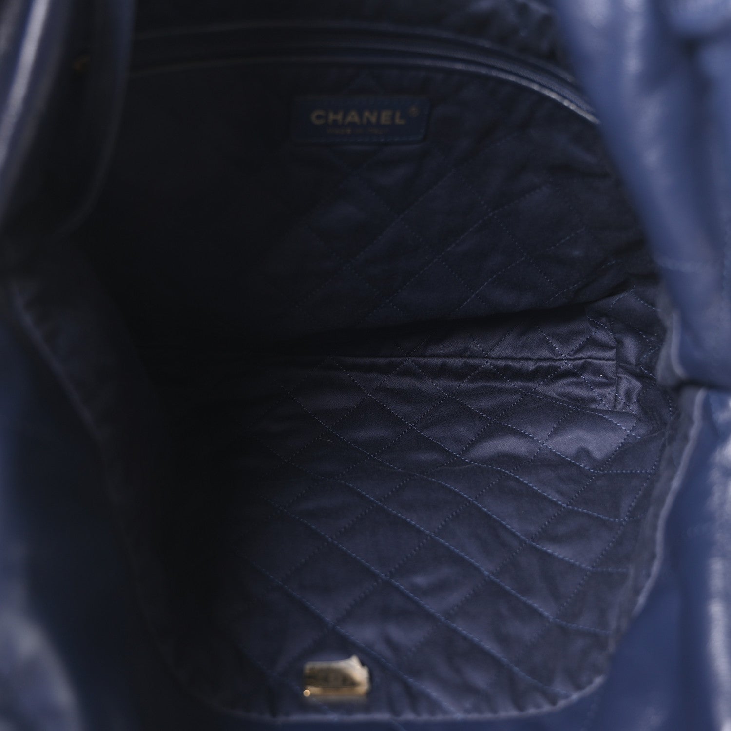 Chanel Shiny Calfskin Quilted Small Chanel 22 Navy 6 of 11