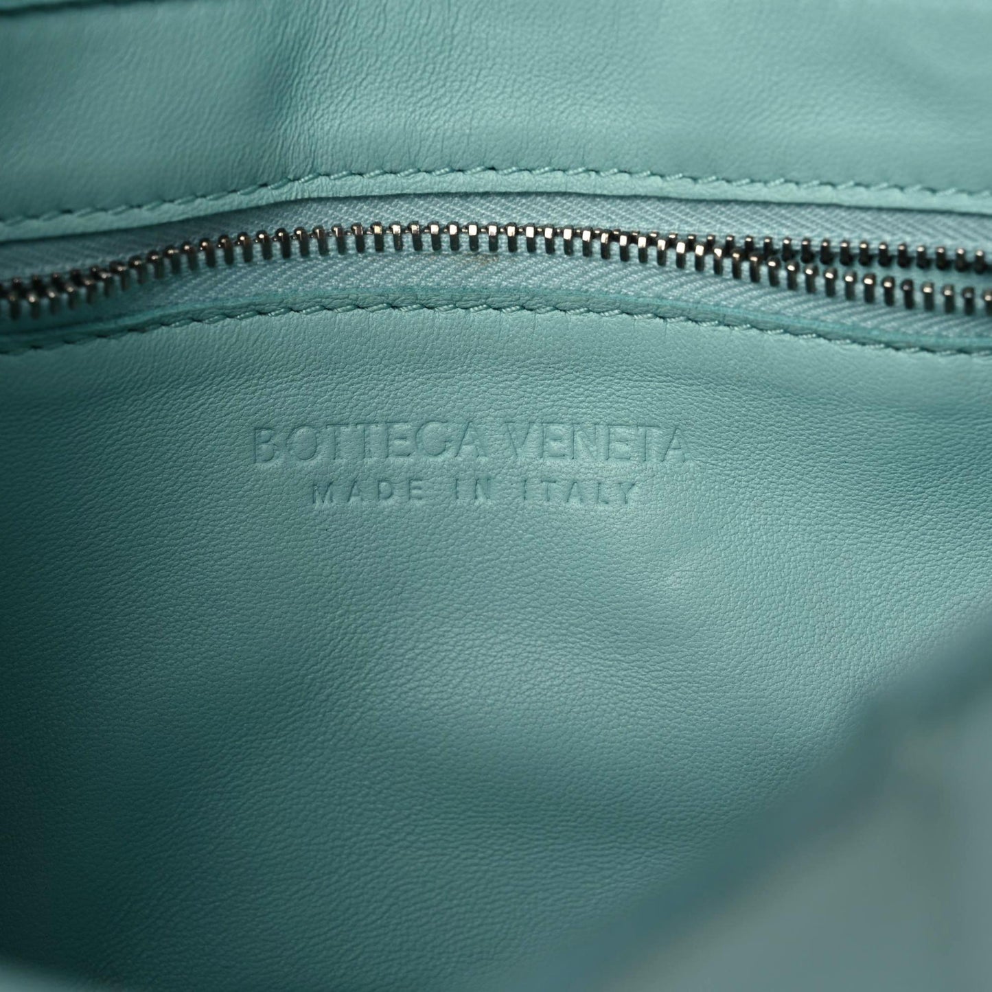 Nappa Maxi Intreccio Cassette Bag Linoleum