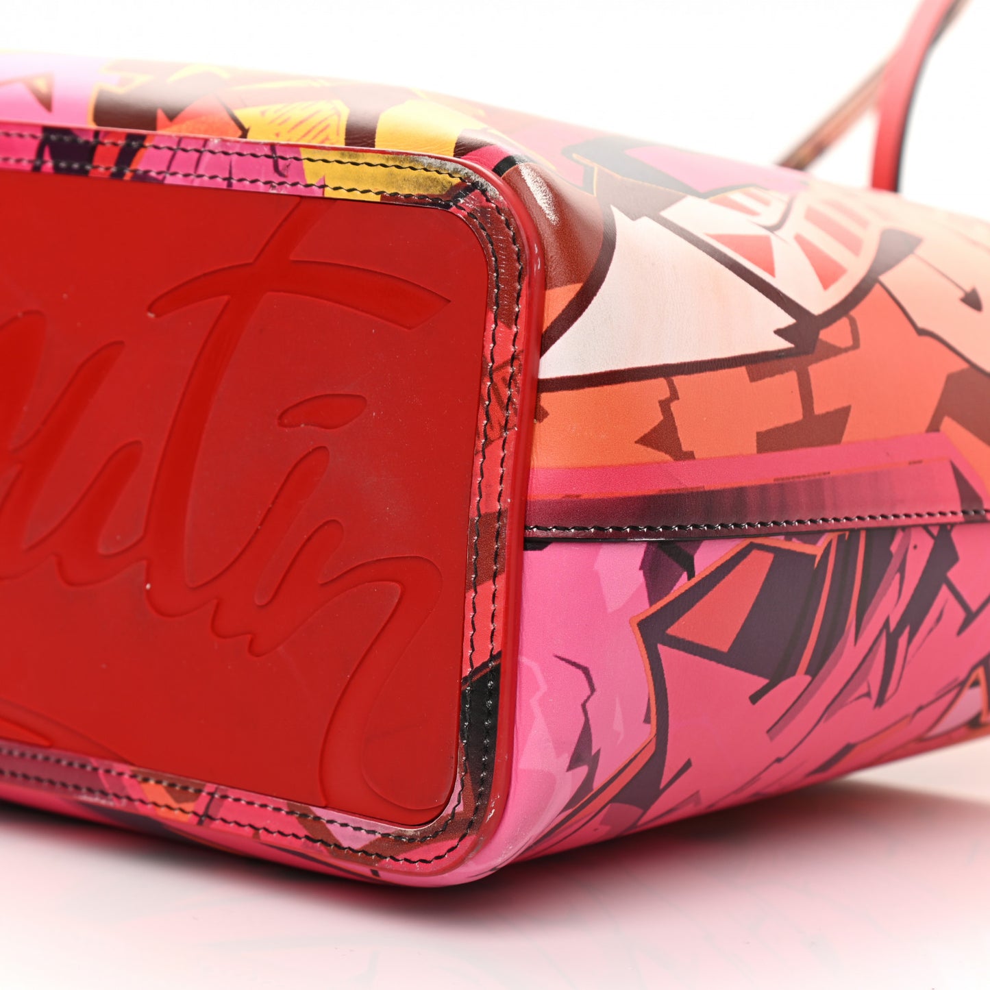 Calfskin Metro Graf Spikes East West Cabata Tote Red Multicolor