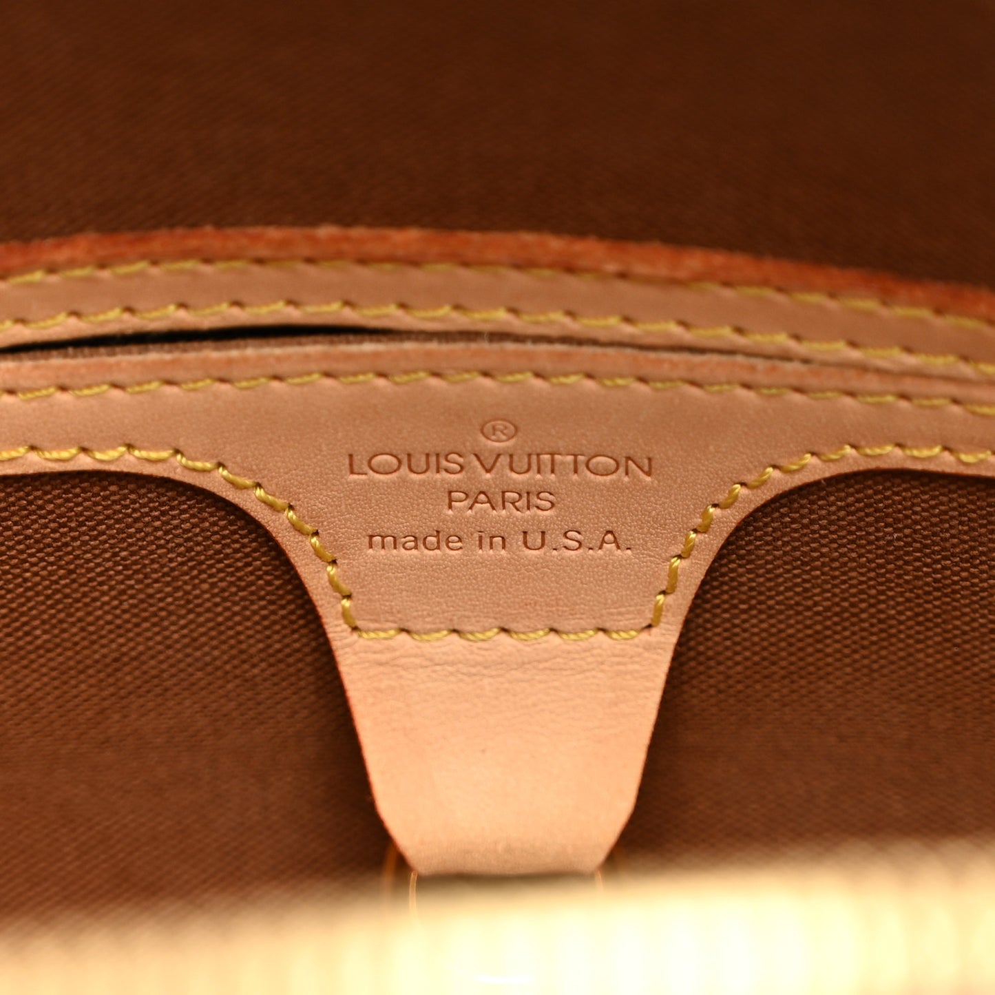 Monogram Ellipse PM