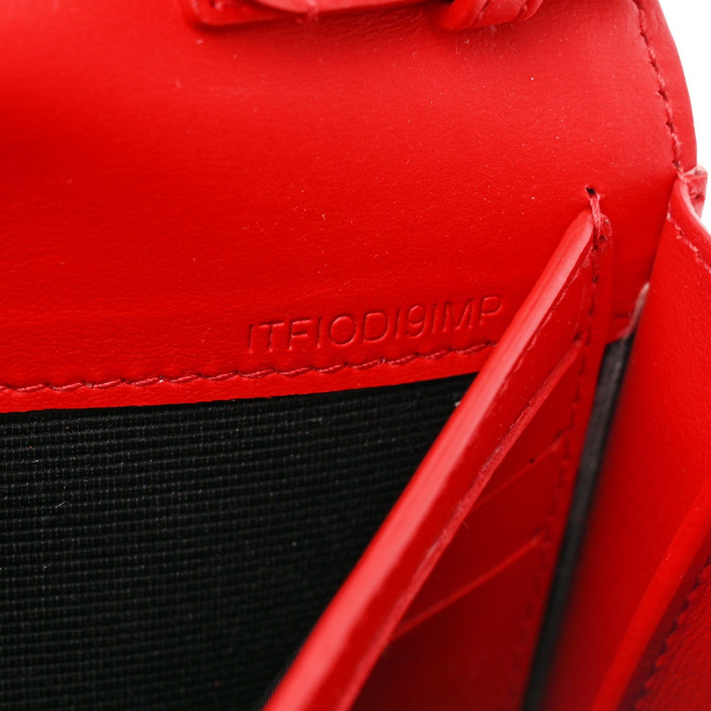 Lambskin Quilted Lola Chain Wallet Bright Red