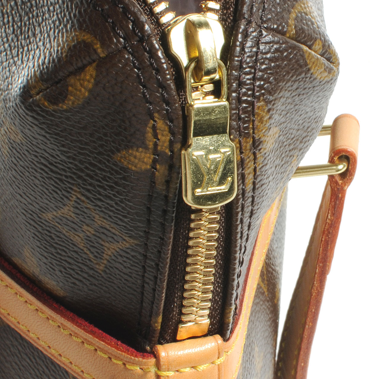 Monogram Sac Coussin GM