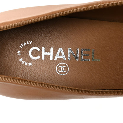 Chanel Lambskin Bow Cap Toe CC Pumps 40 Beige Black 7 of 8