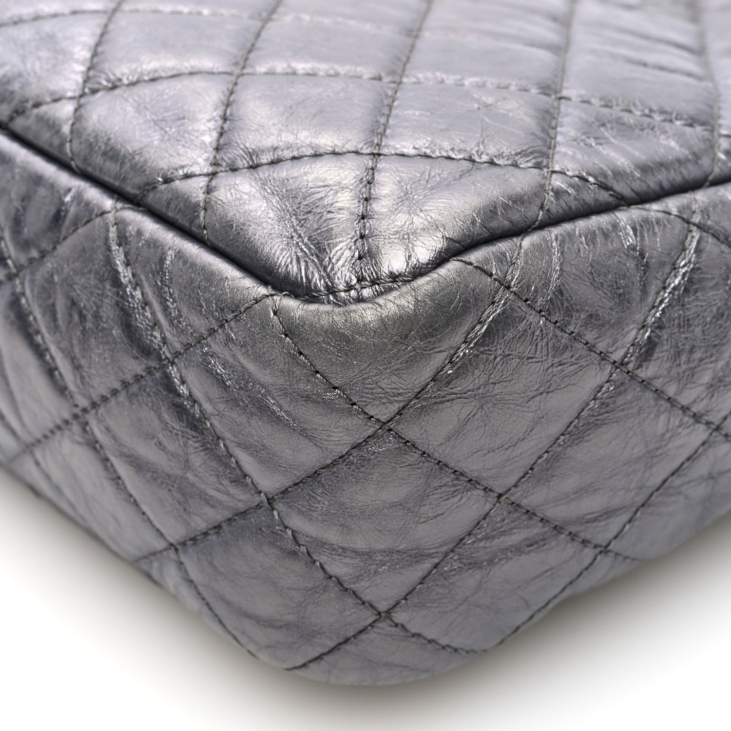 Chanel Metallic Aged Calfskin Quilted Large Reissue Camera Case Silver 10 of 10