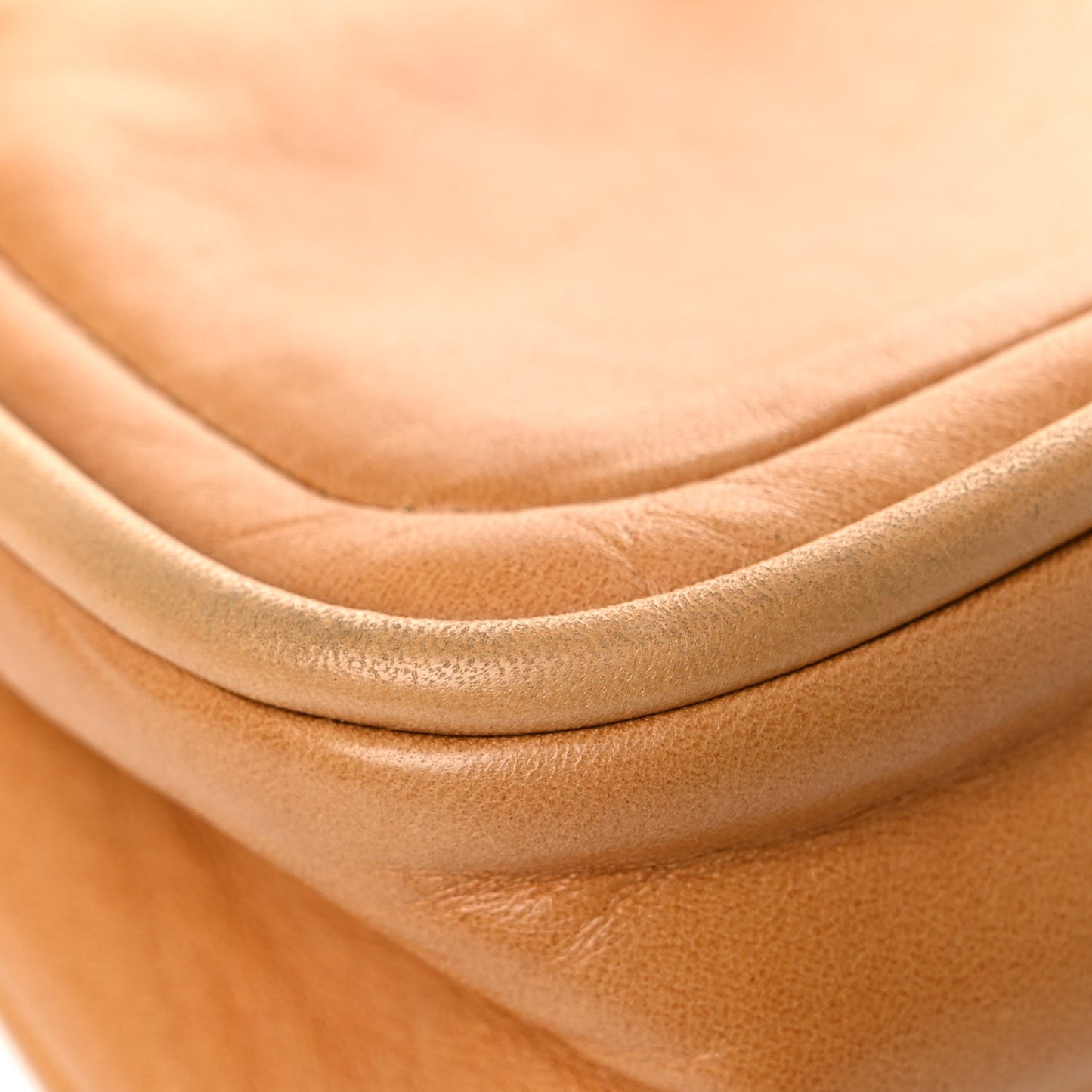Calfskin Diagonal Ligne Medium Flap Beige