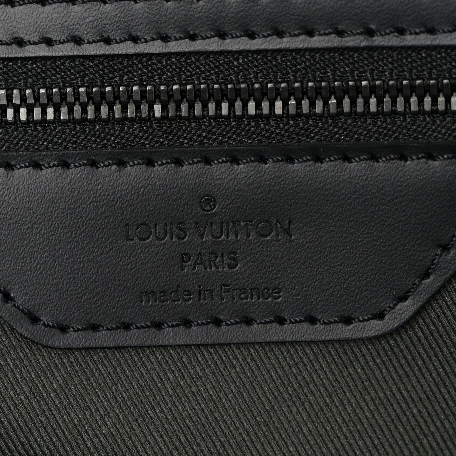 Louis Vuitton Monogram Eclipse Vivienne Keepall Bandouliere 50 5 of 9