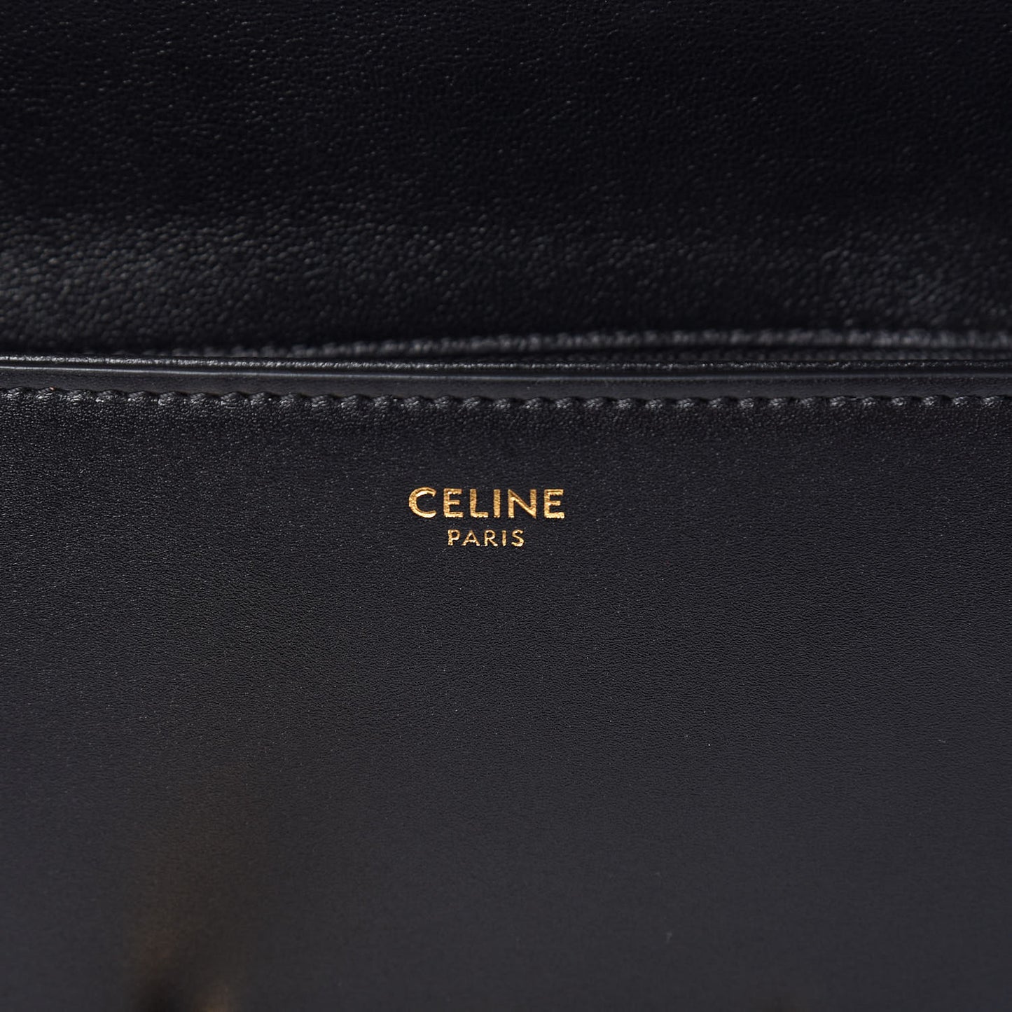 Shiny Calfskin Medium Chain Maillon Triomphe Black