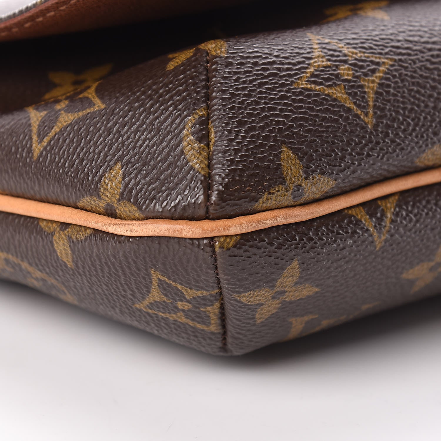 Louis Vuitton Monogram Musette Tango 9 of 10