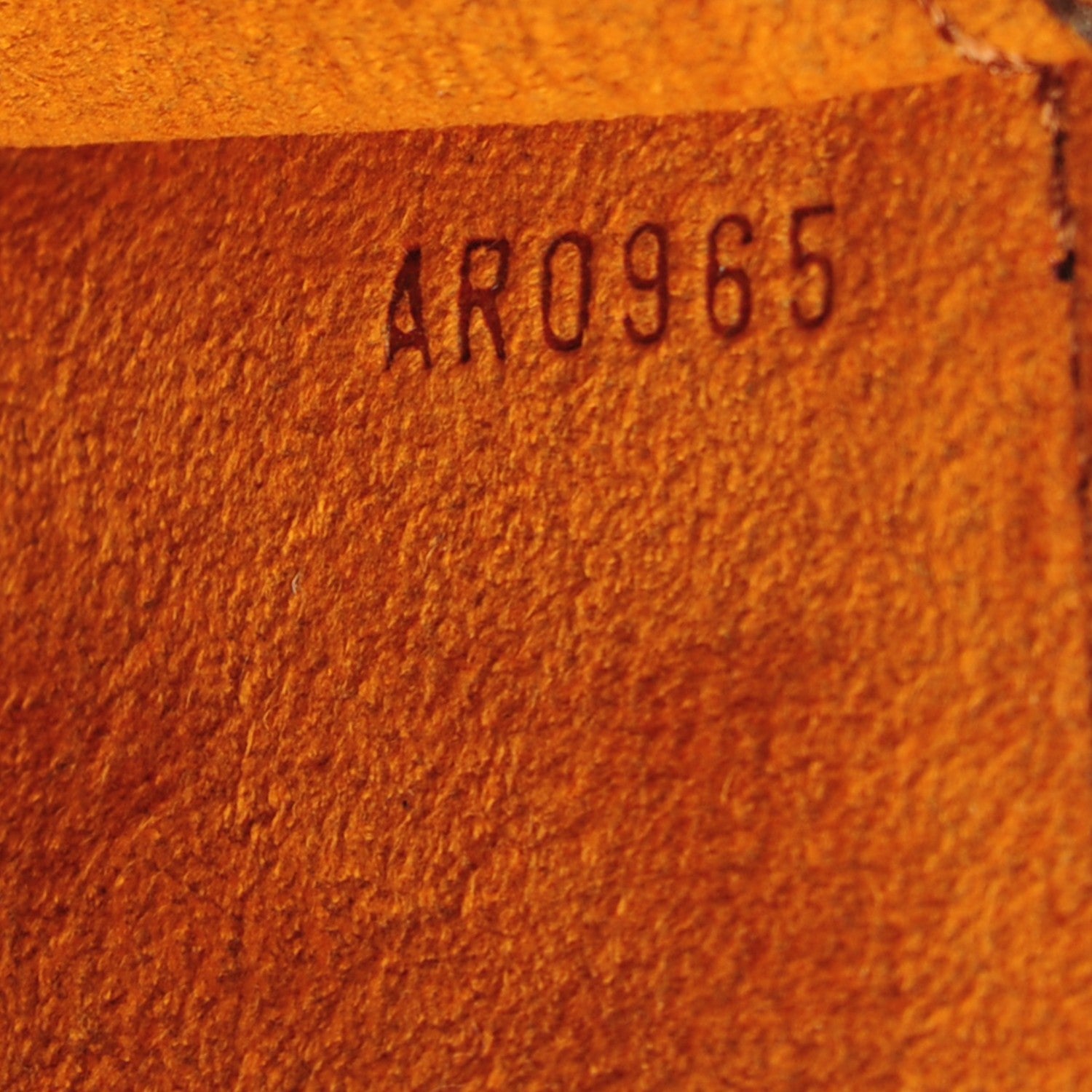 Louis Vuitton Epi Pochette Accessories 24 Kenyan Fawn 7 of 7