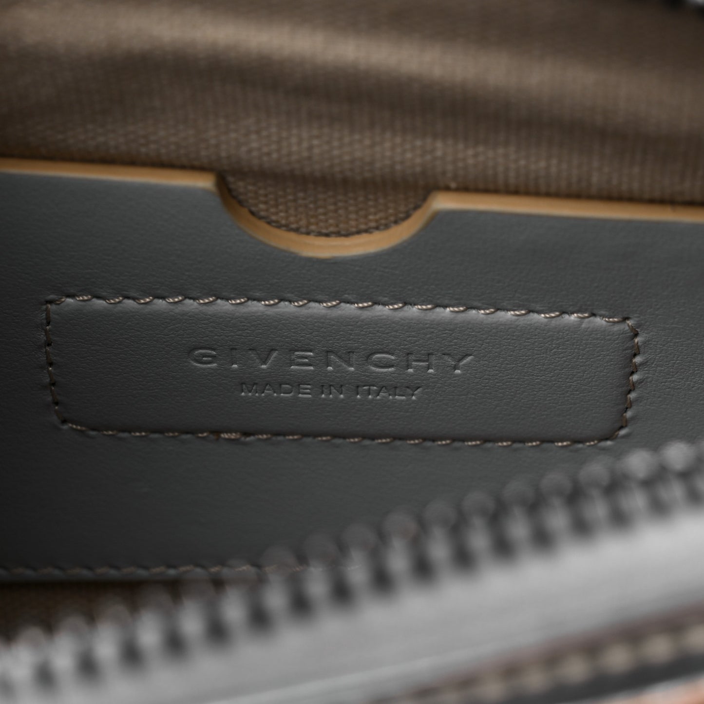 Polyurethane Nano Antigona Silver