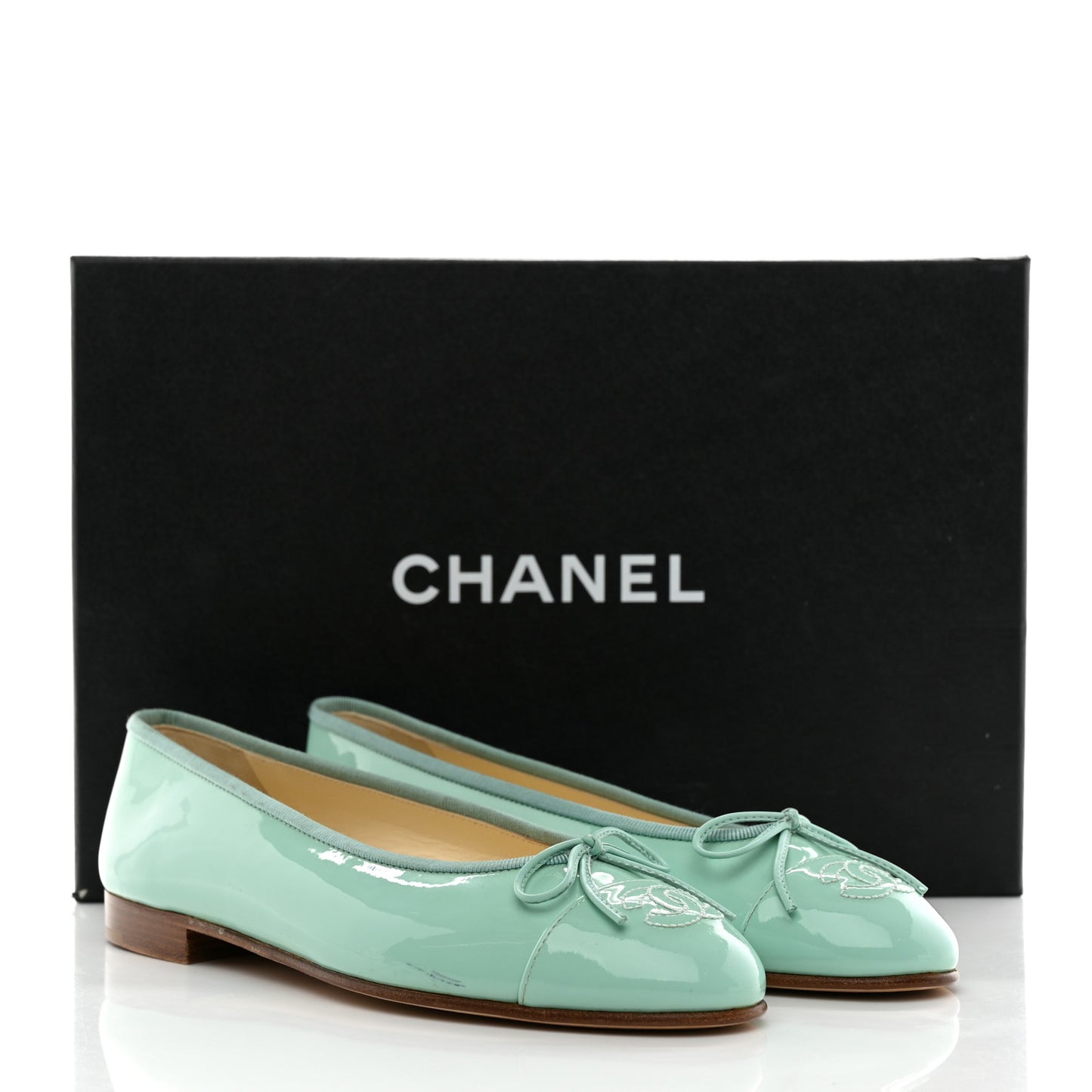 Patent Calfskin CC Cap Toe Ballerina Flats 36.5 Light Green