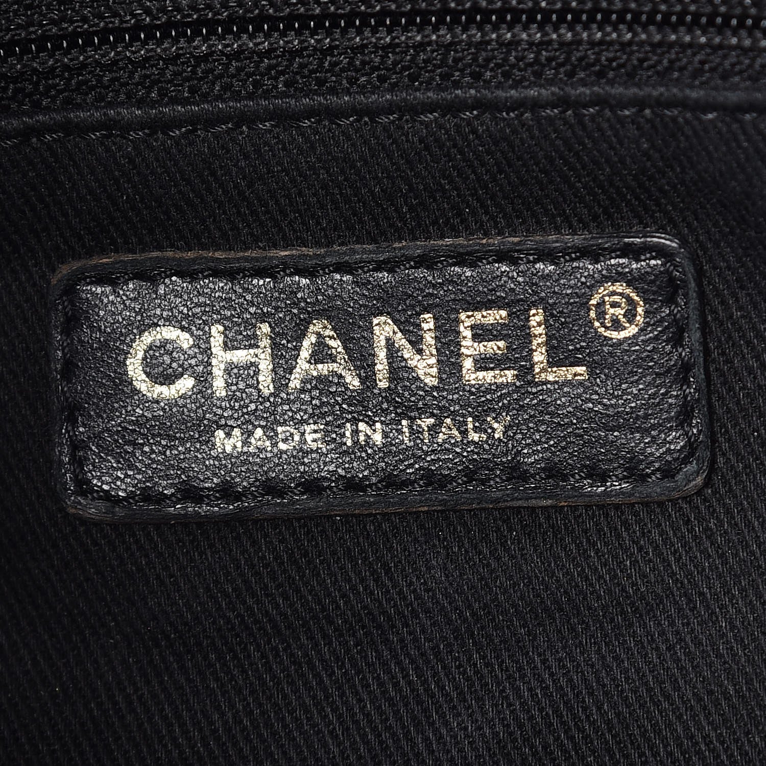 Chanel Crumpled Grained Calfskin Medium Coco Pleats Messenger Flap Black 6 of 9