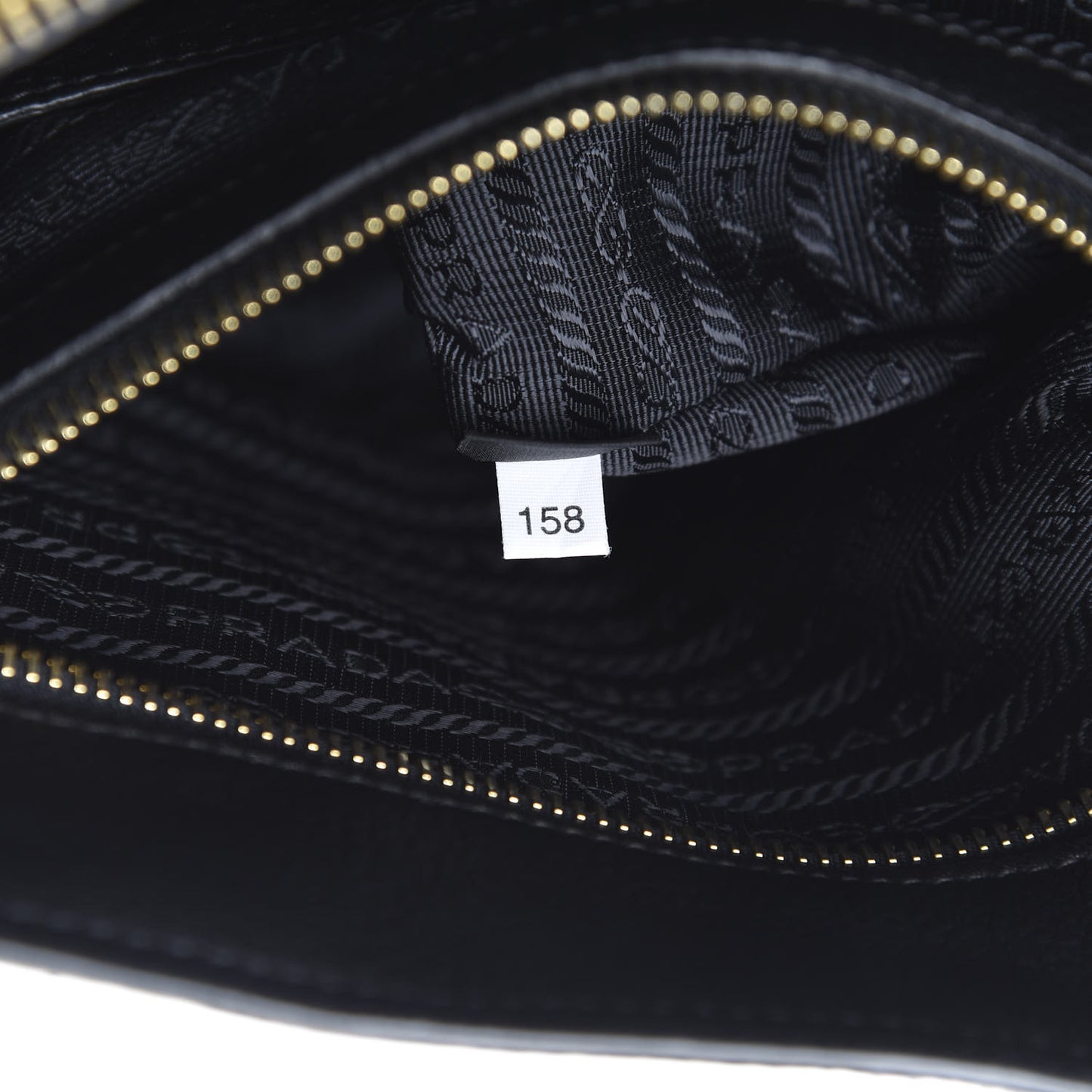Vitello Daino Tote Black