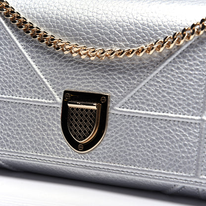 Christian Dior Metallic Grained Calfskin Diorama Croisiere Chain Wallet Silver 9 of 10