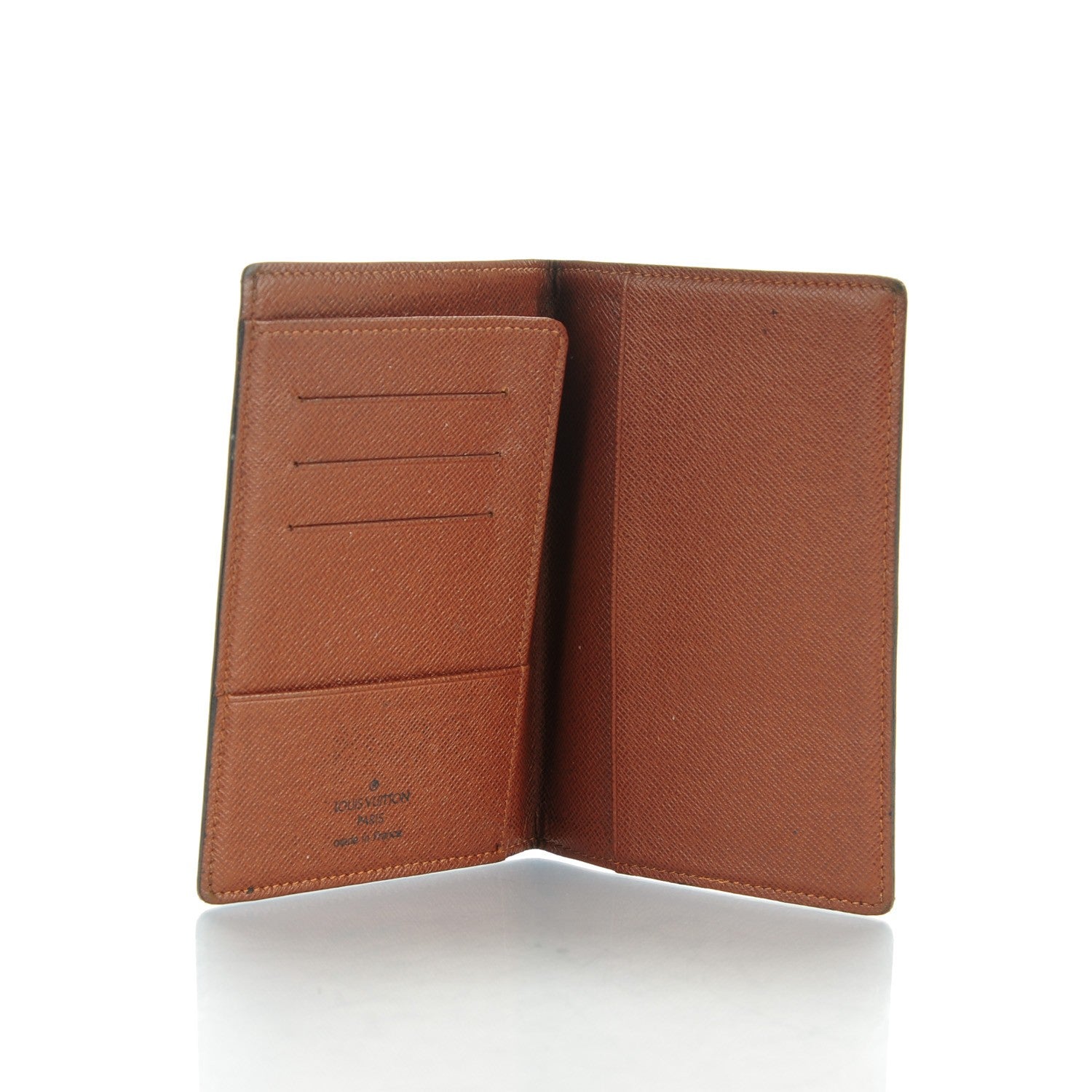 Louis Vuitton Monogram Passport Cover 5 of 7