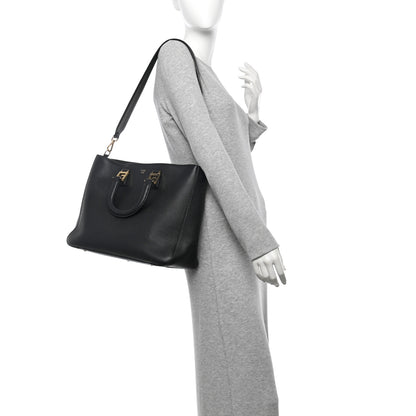 Fendi Cuoio Romano Selleria Medium FF Tote Black 2 of 10