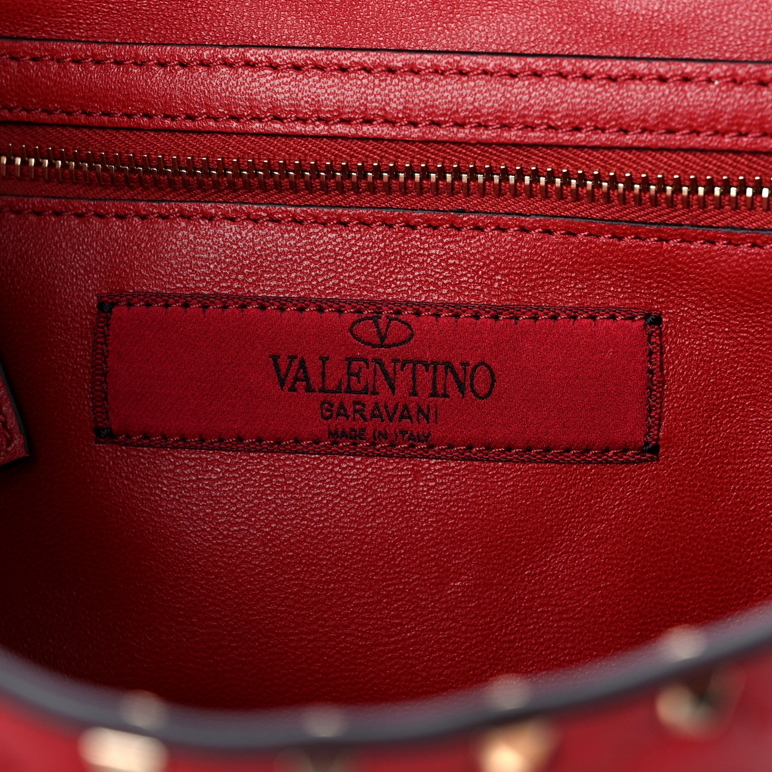 Valentino Garavani Nappa Rockstud Spike Wallet on Chain Rubino 6 of 8