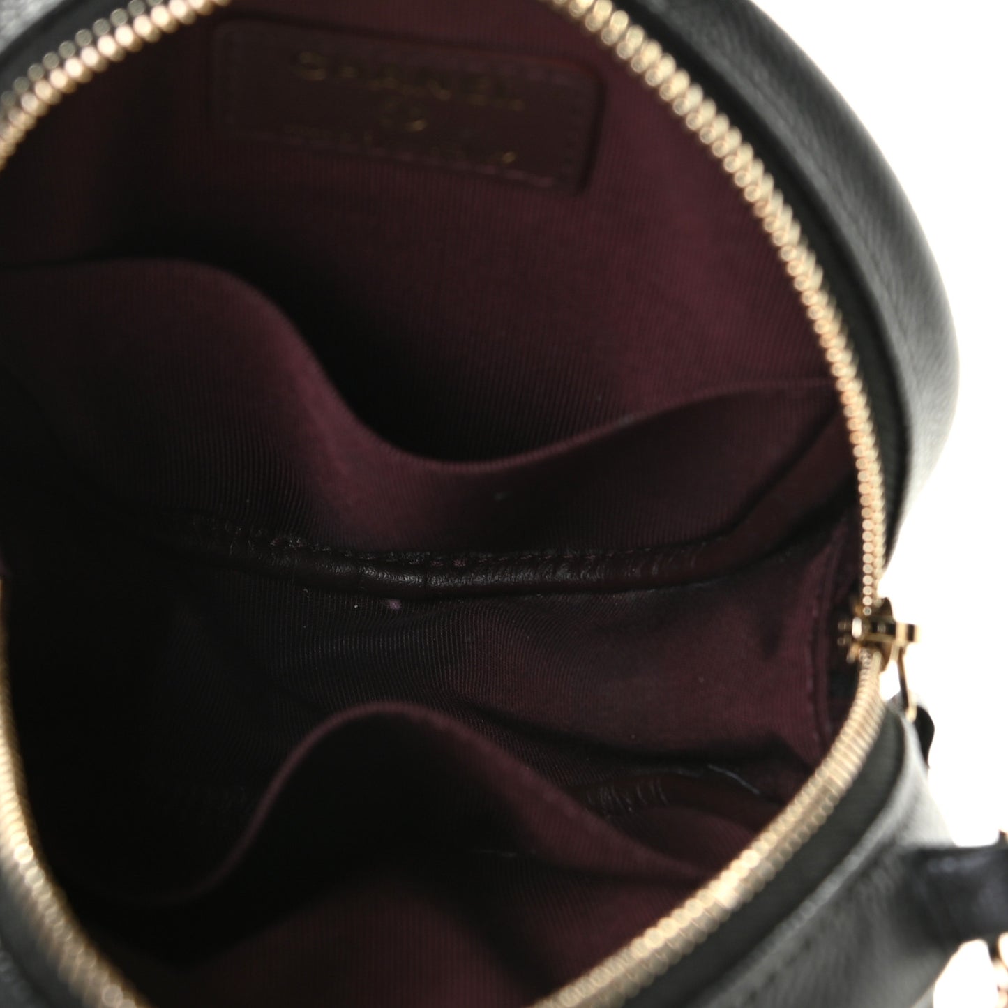 Caviar Quilted Round Clutch With Chain Black