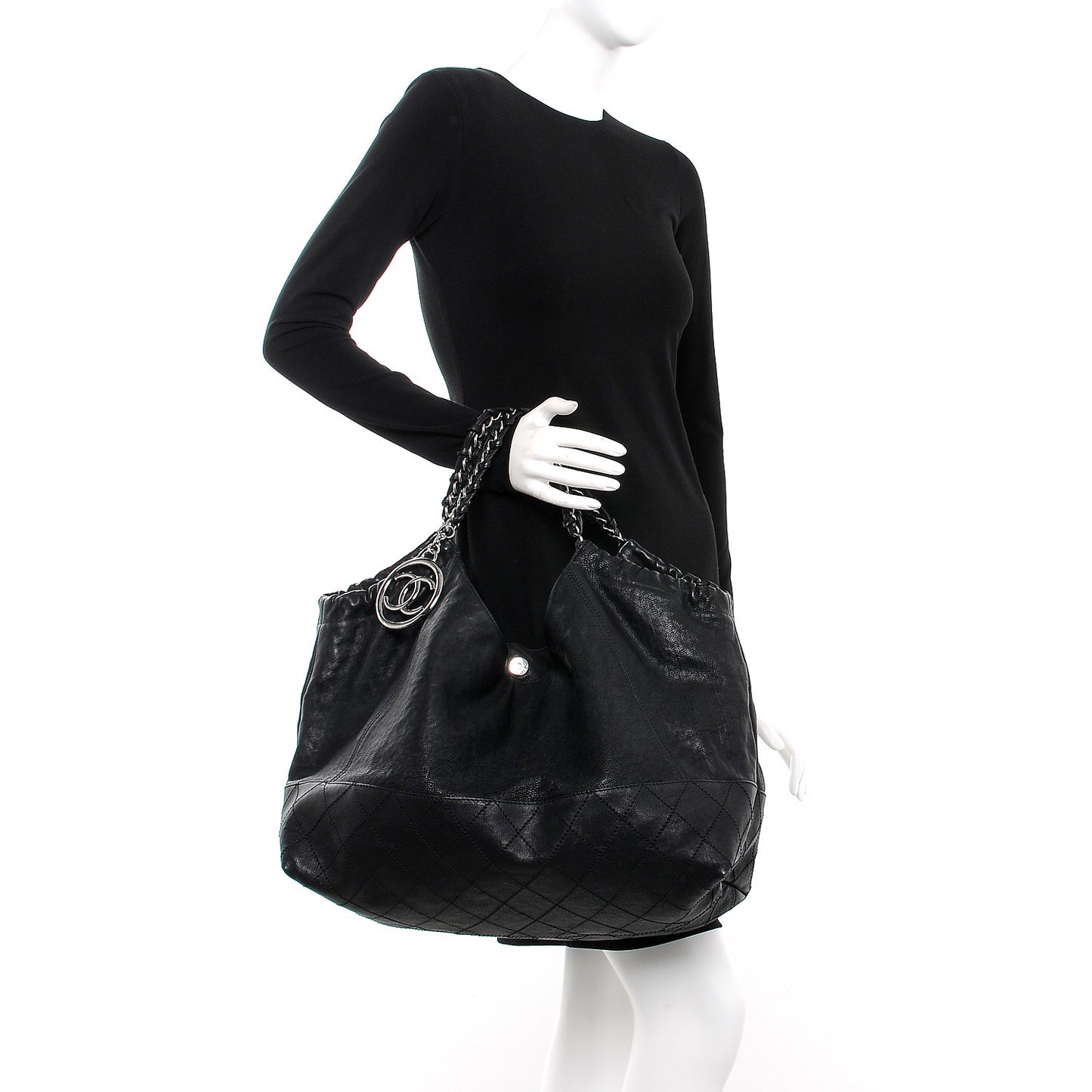 Distressed Caviar XL Coco Cabas Black
