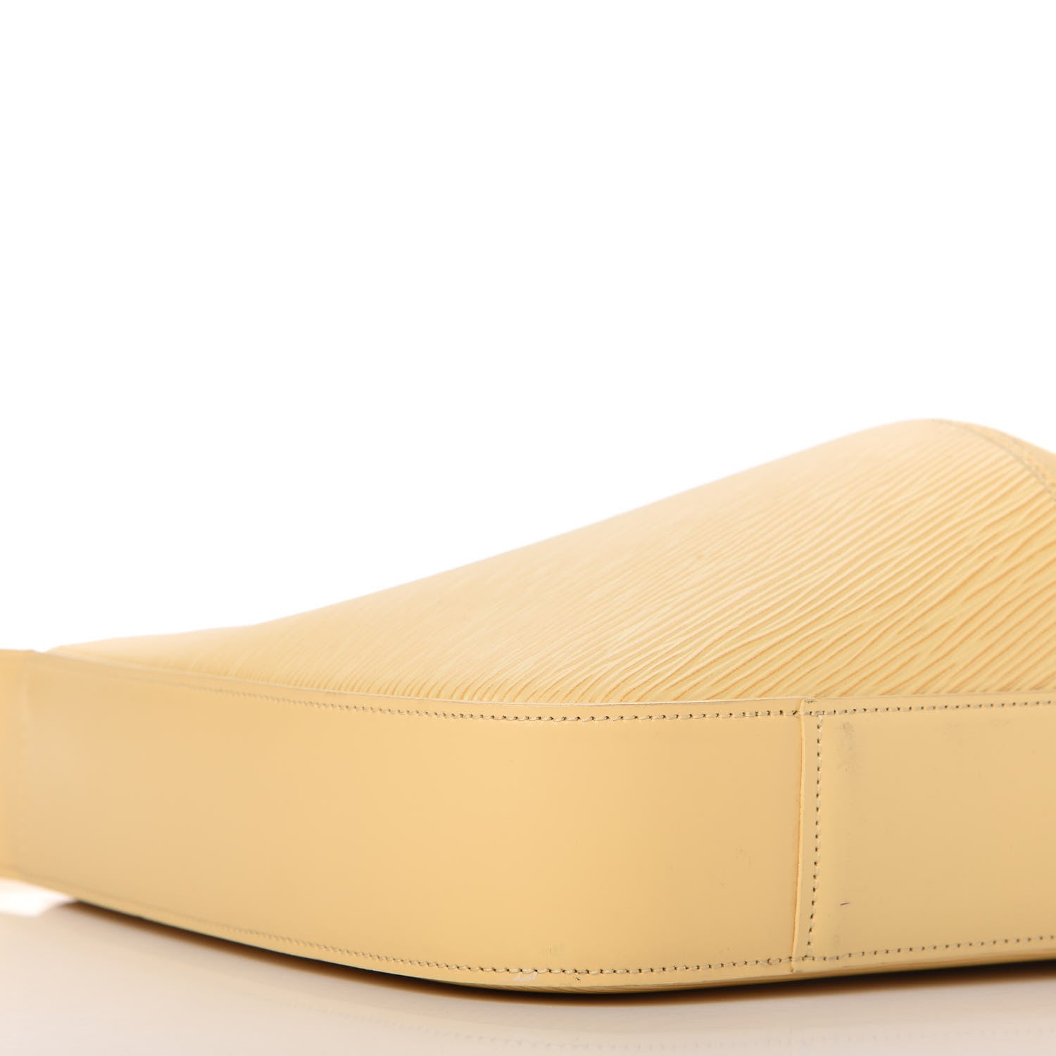 Louis Vuitton Epi Reverie Vanilla 6 of 14