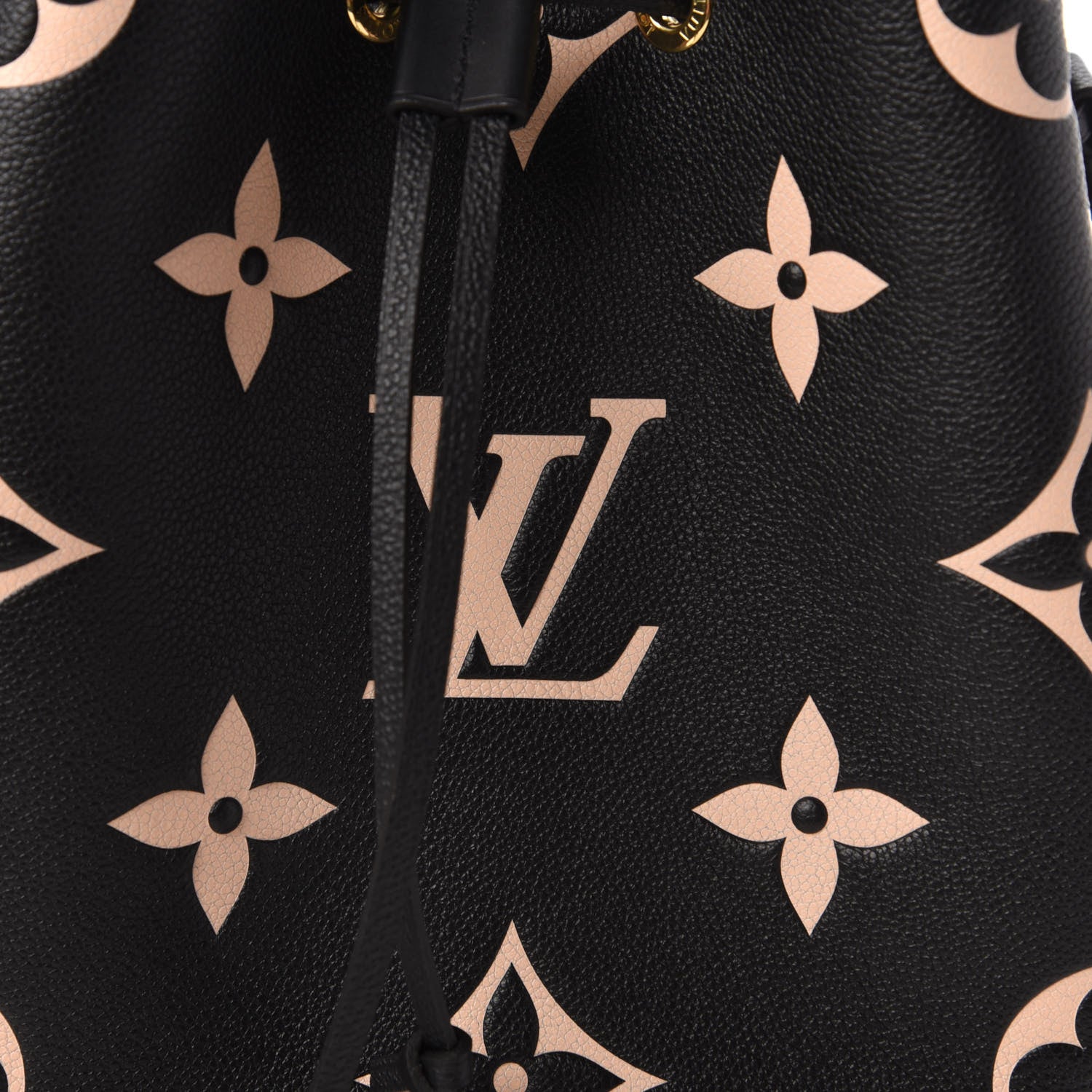 Louis Vuitton Empreinte Monogram Giant Neonoe MM Black Beige 9 of 10