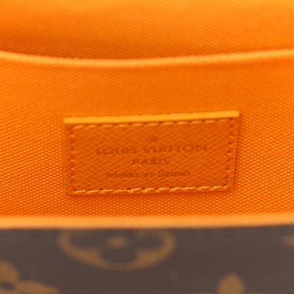 Louis Vuitton Monogram 2022 Christmas Animation New York Soho Pochette Felicie Chain Wallet Yellow 7 of 11