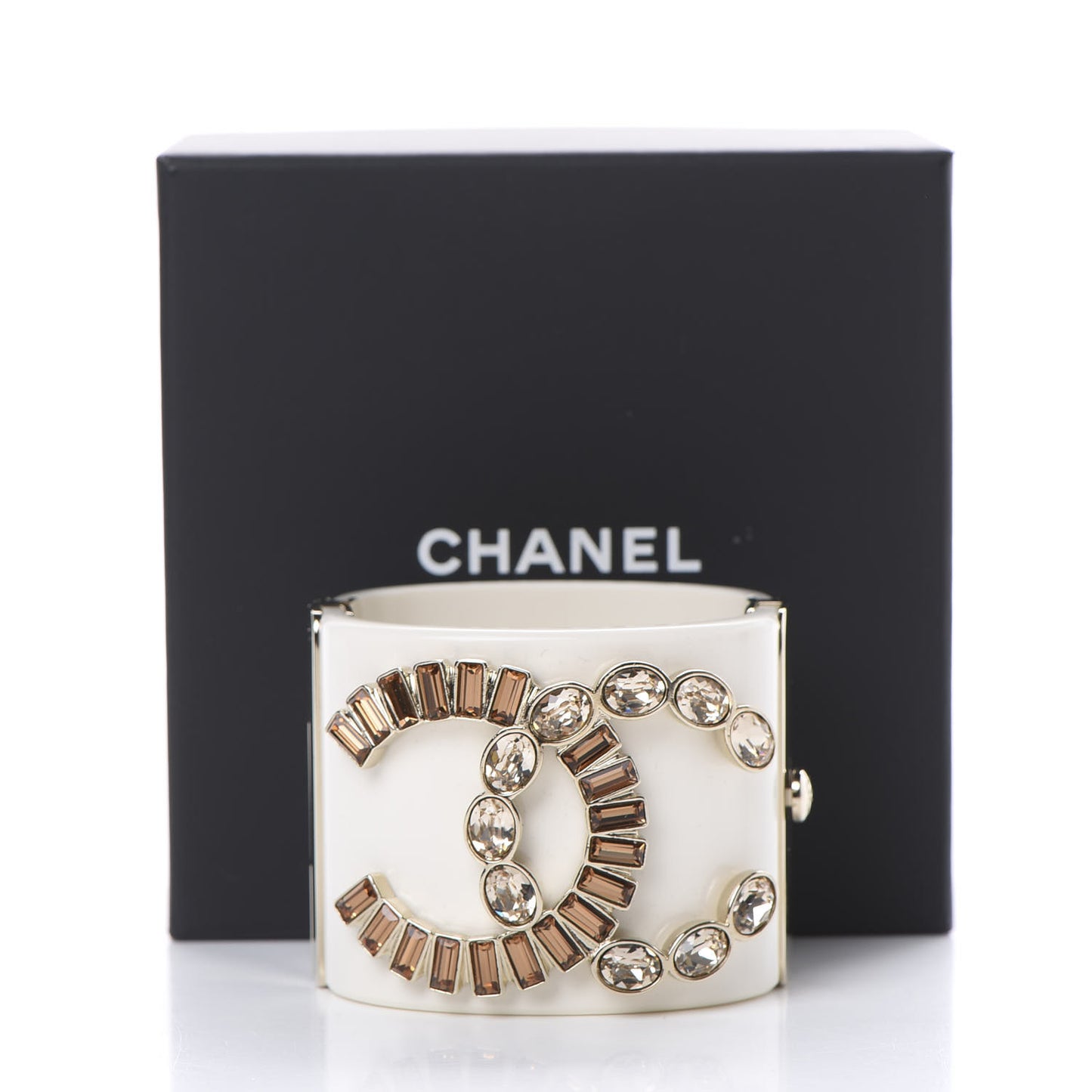 Resin Crystal CC Cuff White