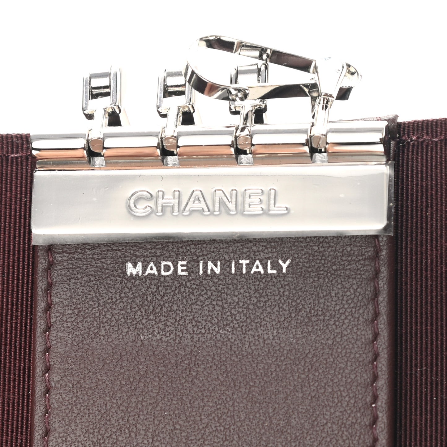 Caviar Quilted Classic 4 Key Holder Wallet Black