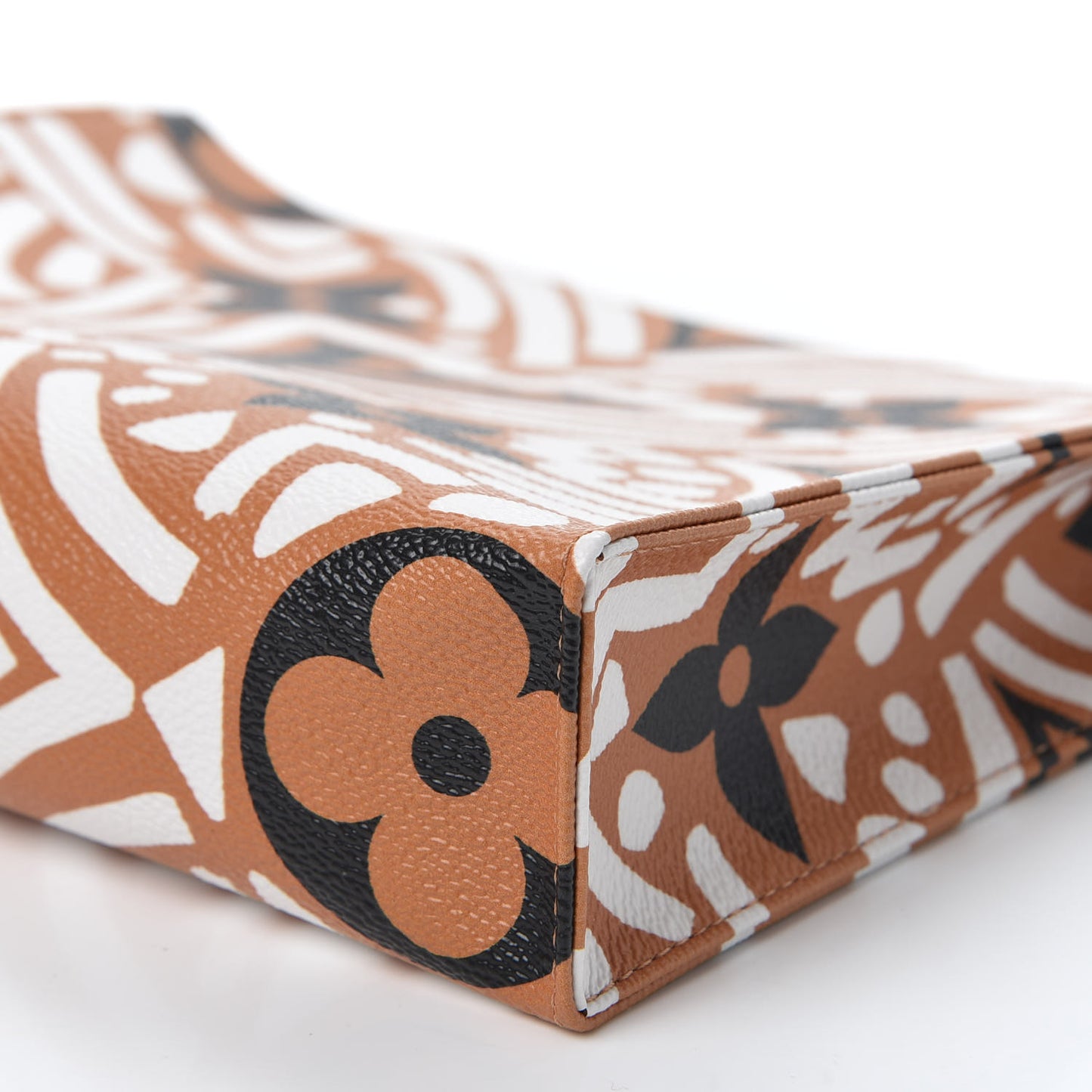 Monogram Giant Crafty Pochette Toiletry 26 Creme Caramel