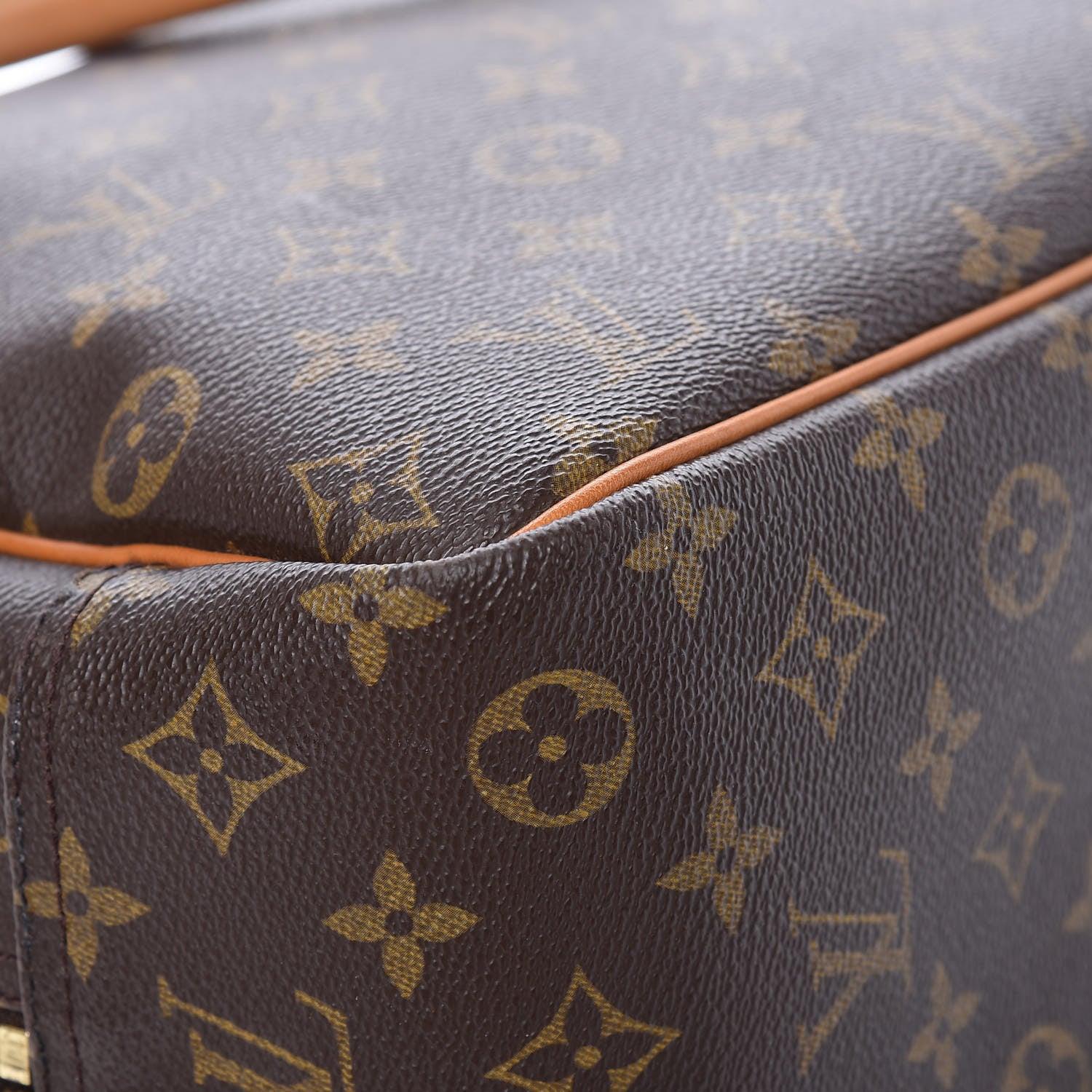 Louis Vuitton Monogram Deauville 24 of 24