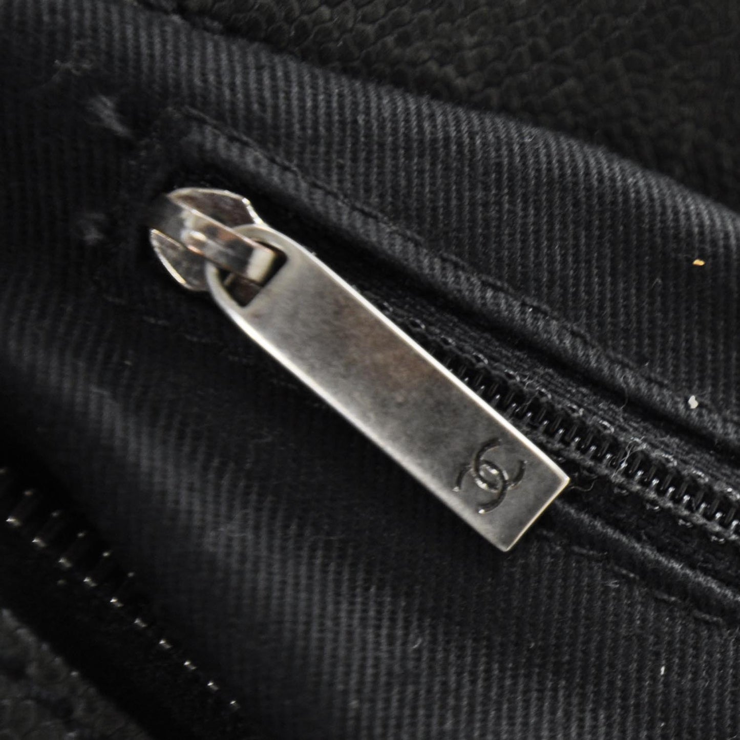Caviar Outdoor Ligne Doctor Bag Black/Dk Grn tint