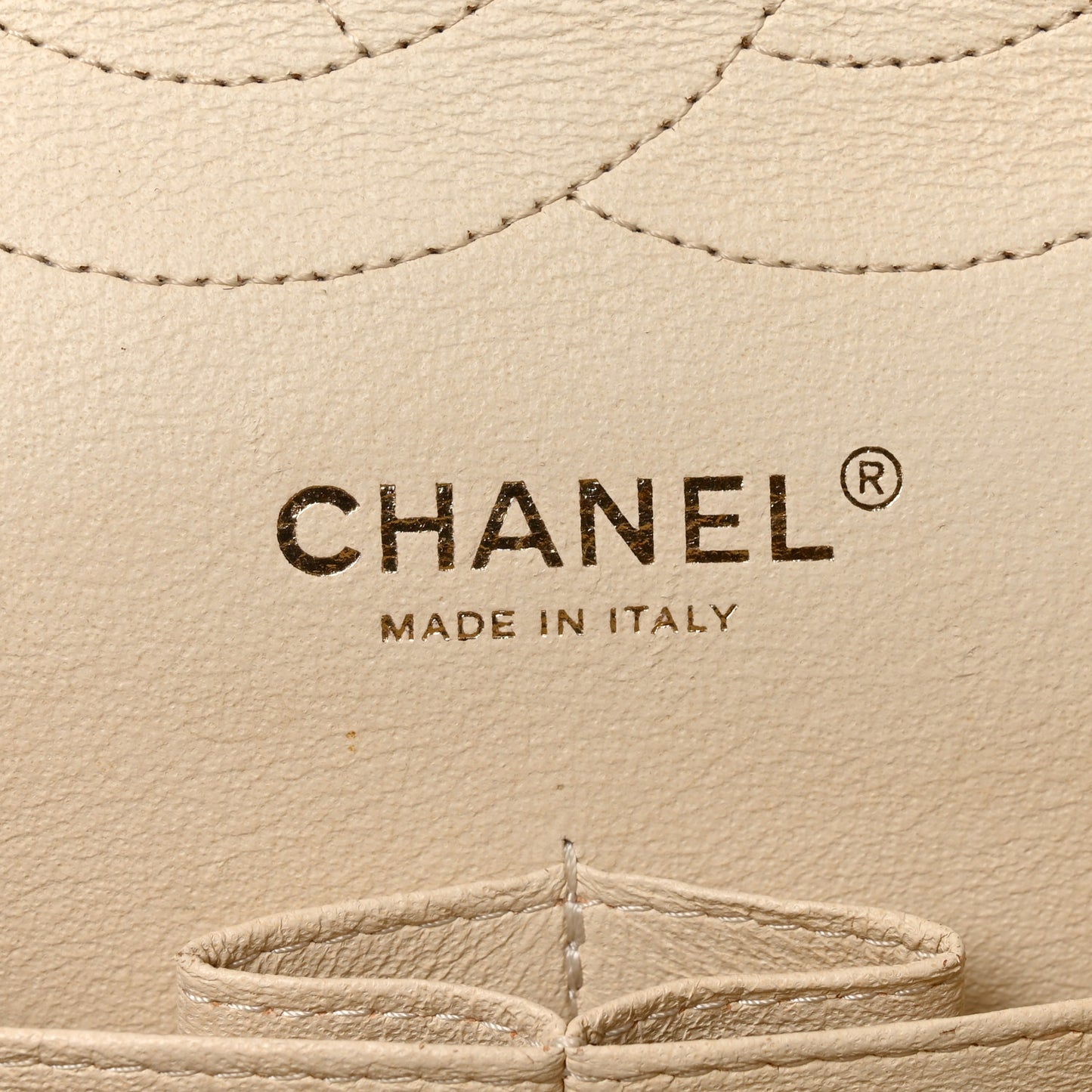 Caviar Quilted Jumbo Double Flap Beige Clair