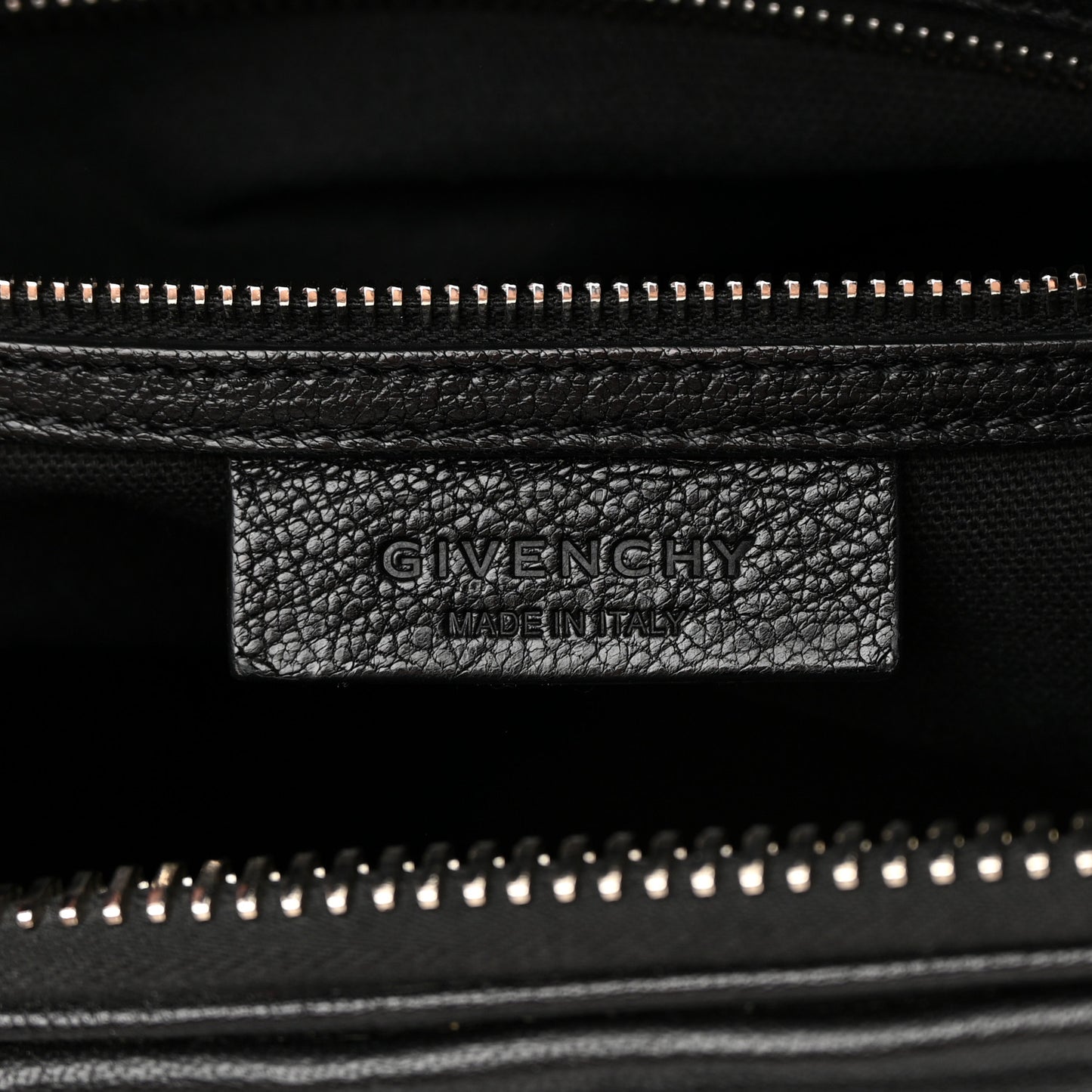 Sugar Goatskin Small Antigona Black